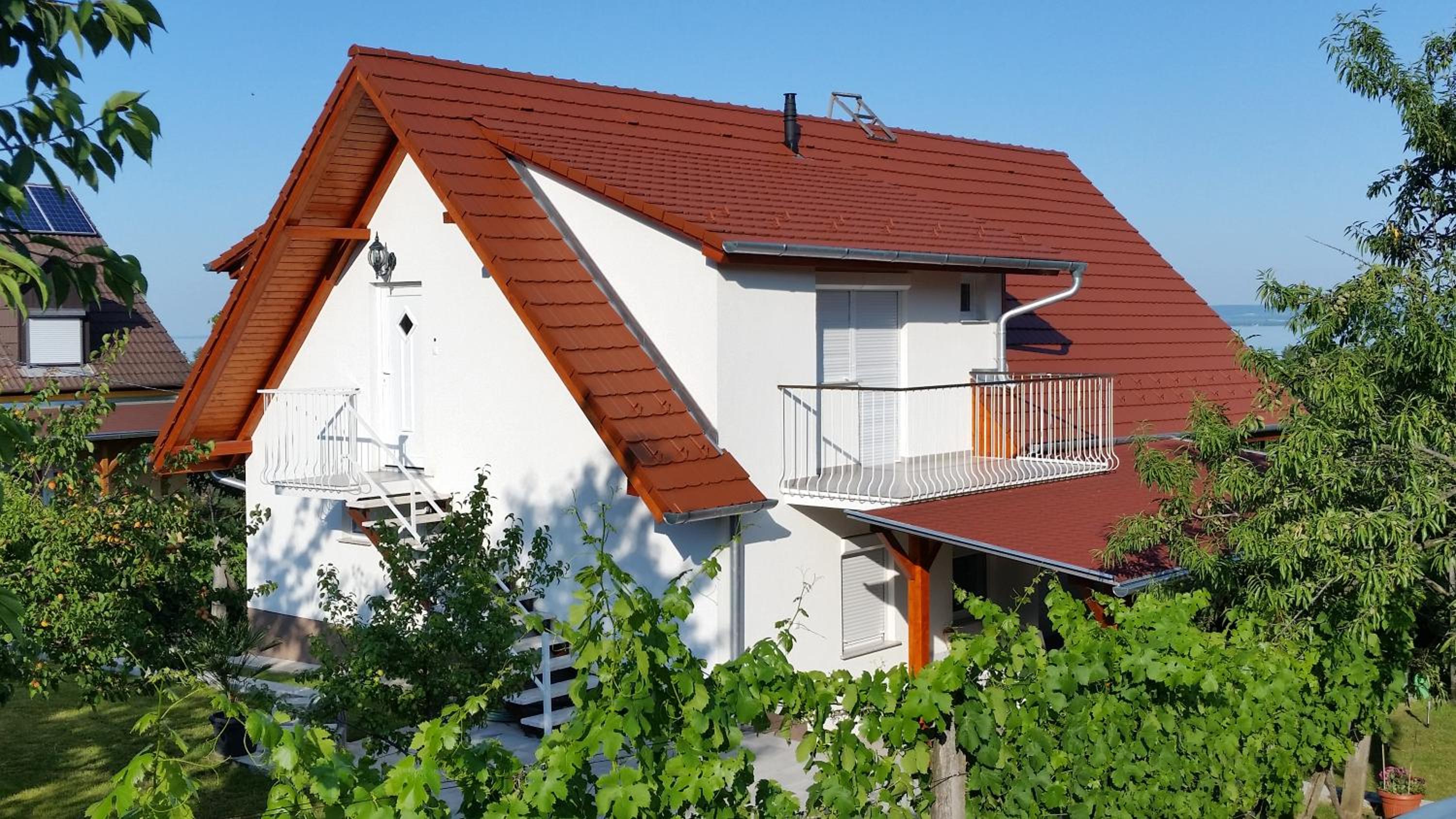 Mandula Apartmanok view 5