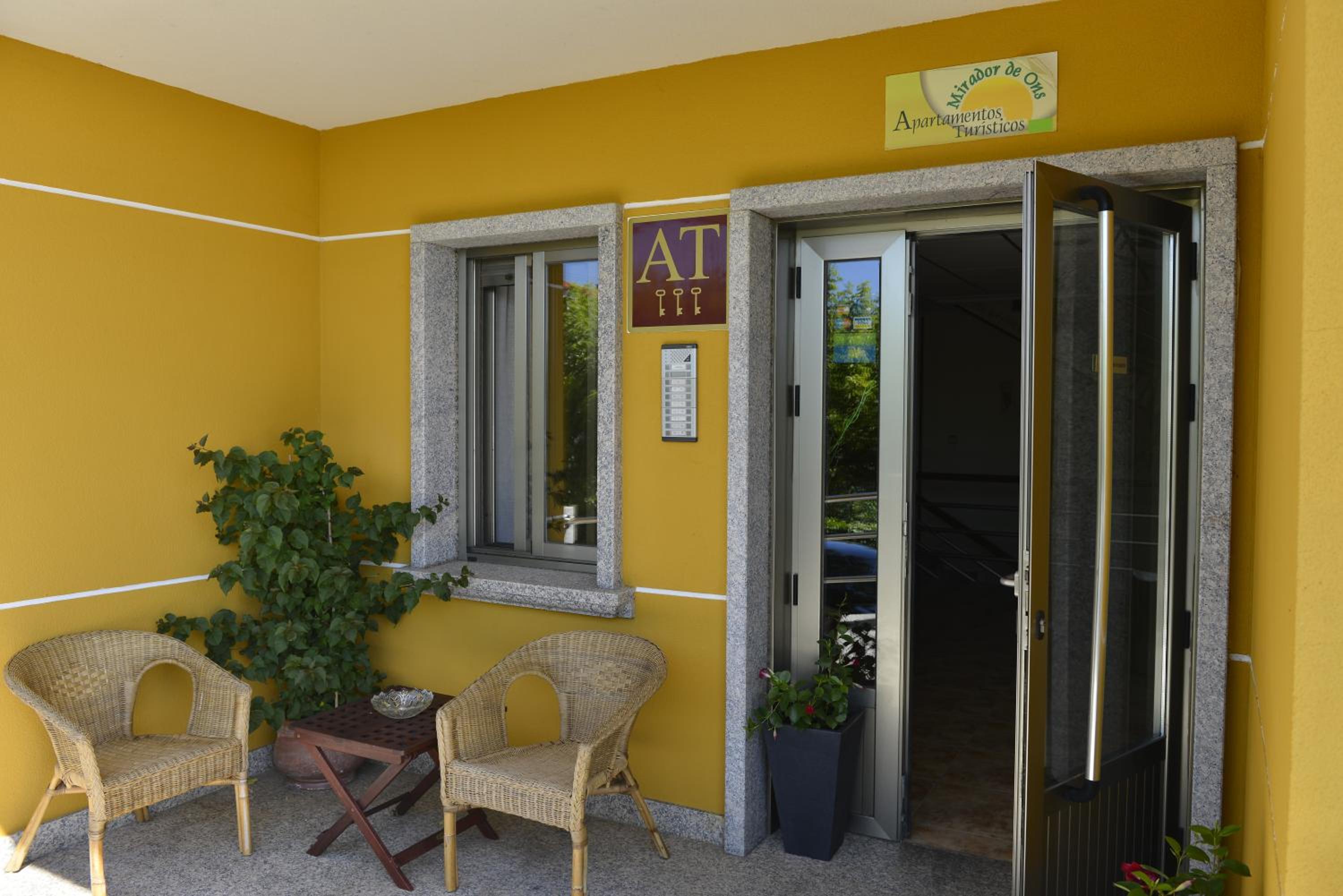 Apartamentos Turisticos Mirador de Ons