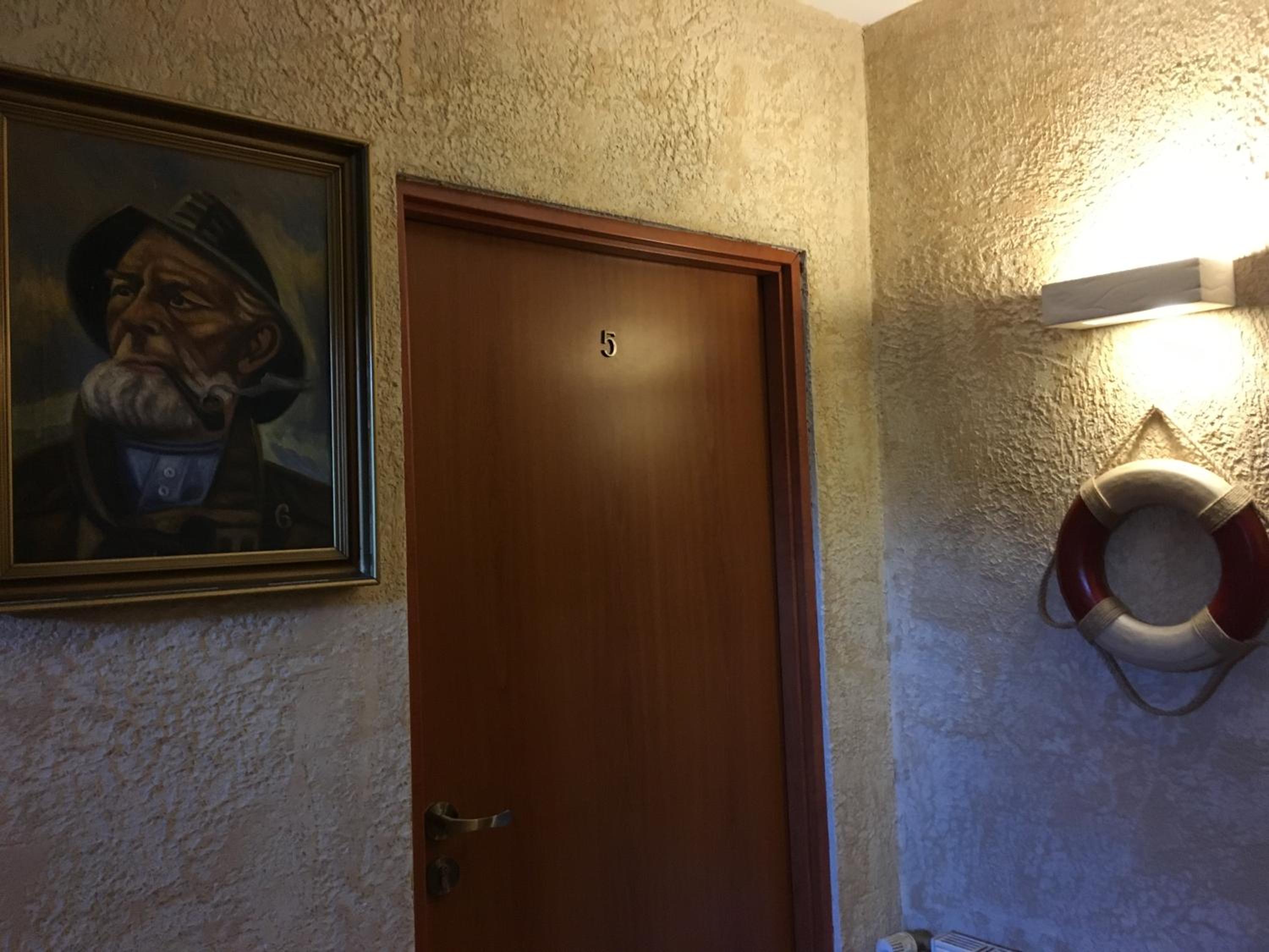 Photo 67