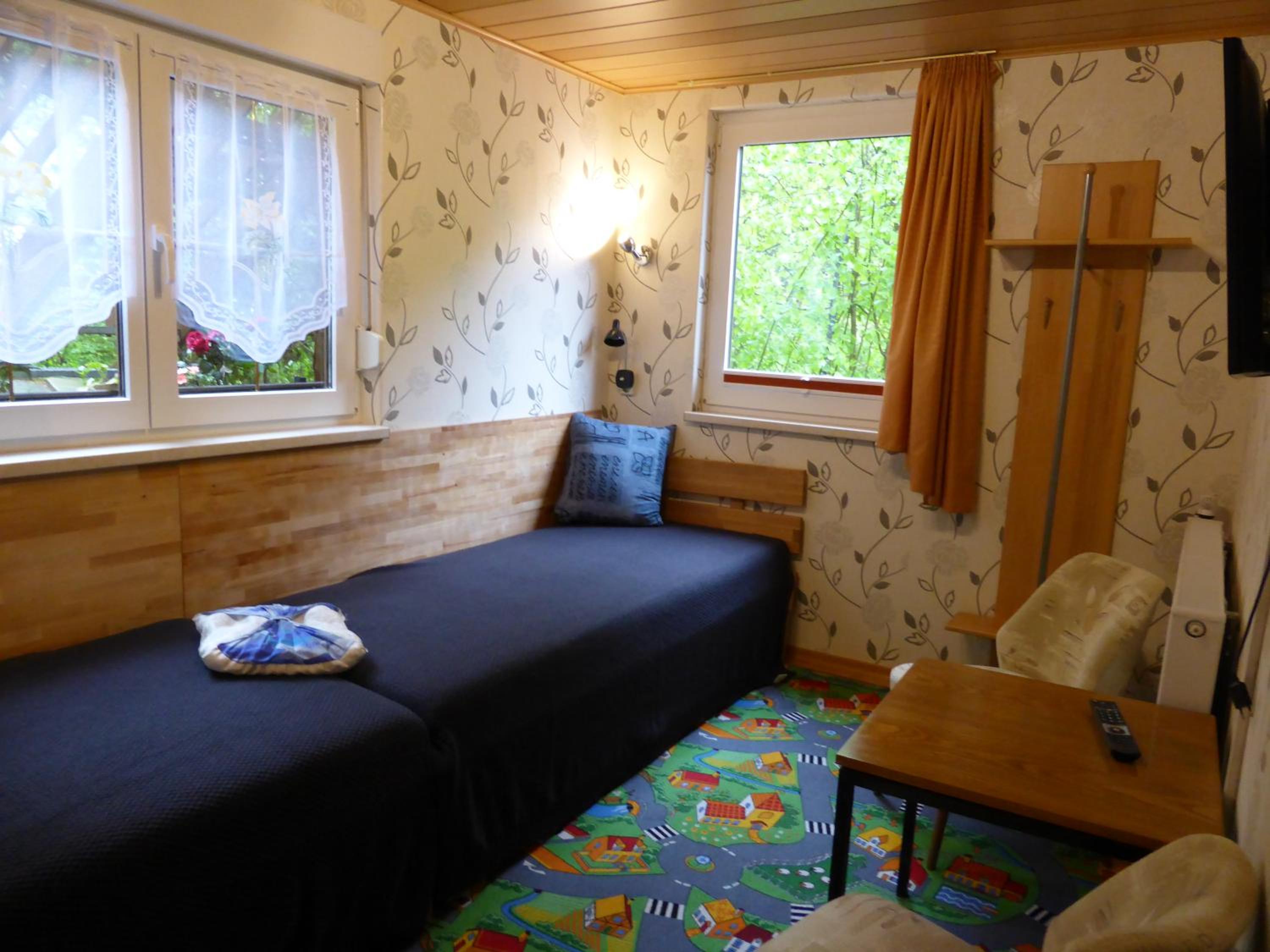 Photo 10