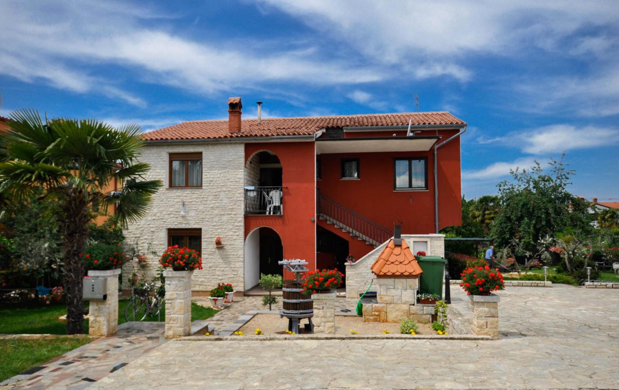 Hotel Jurica Apartments - Image 1