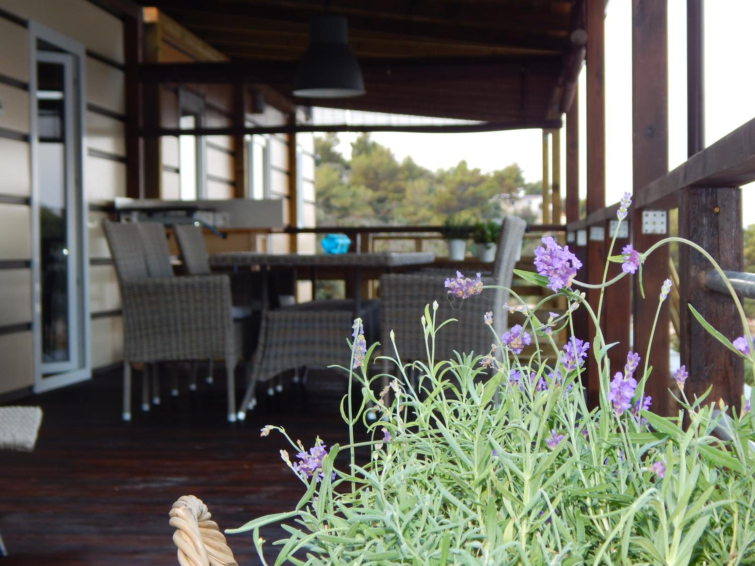 Mobile House on Drage Beach view 4