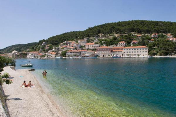 Apartment Loza Pučišća view 4