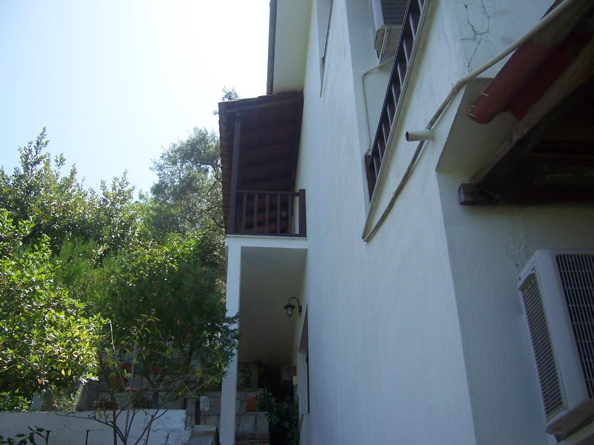 Photo 44