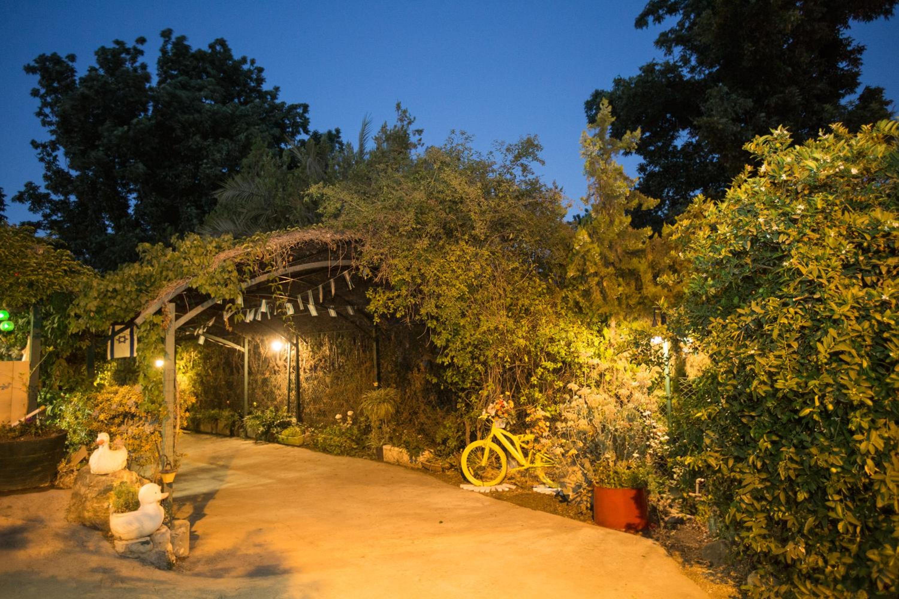 Leyad Hashmura Lodging view 3