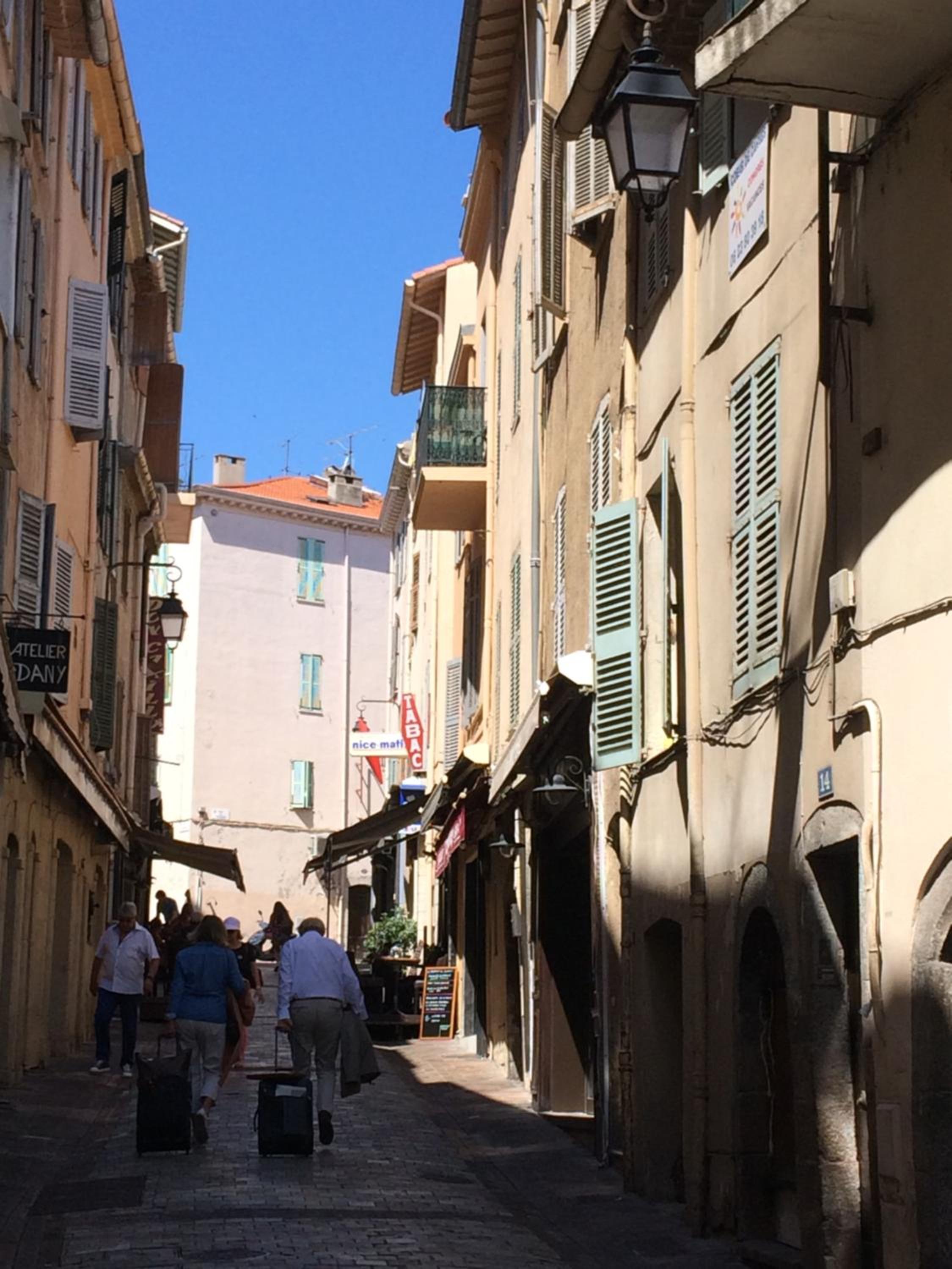 Suquet Charm view 4