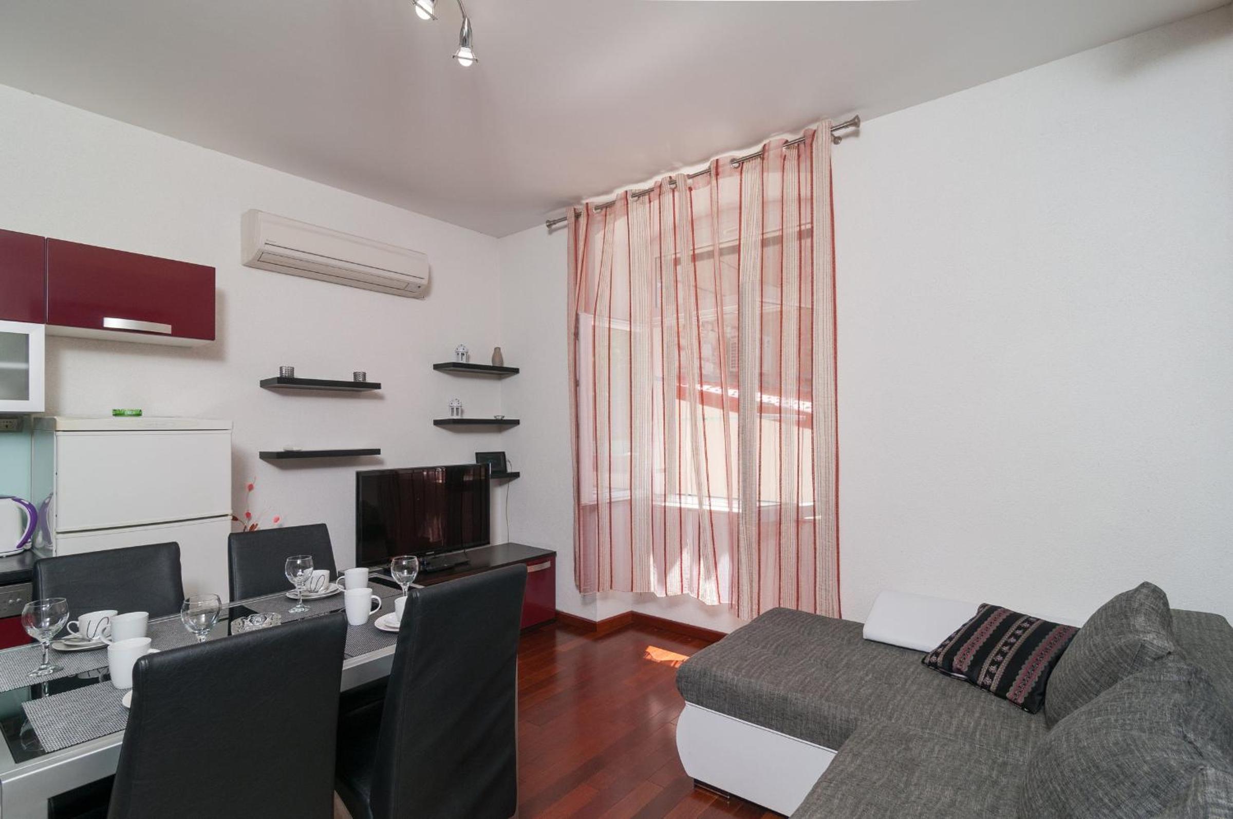 Split Center Apartment view 4