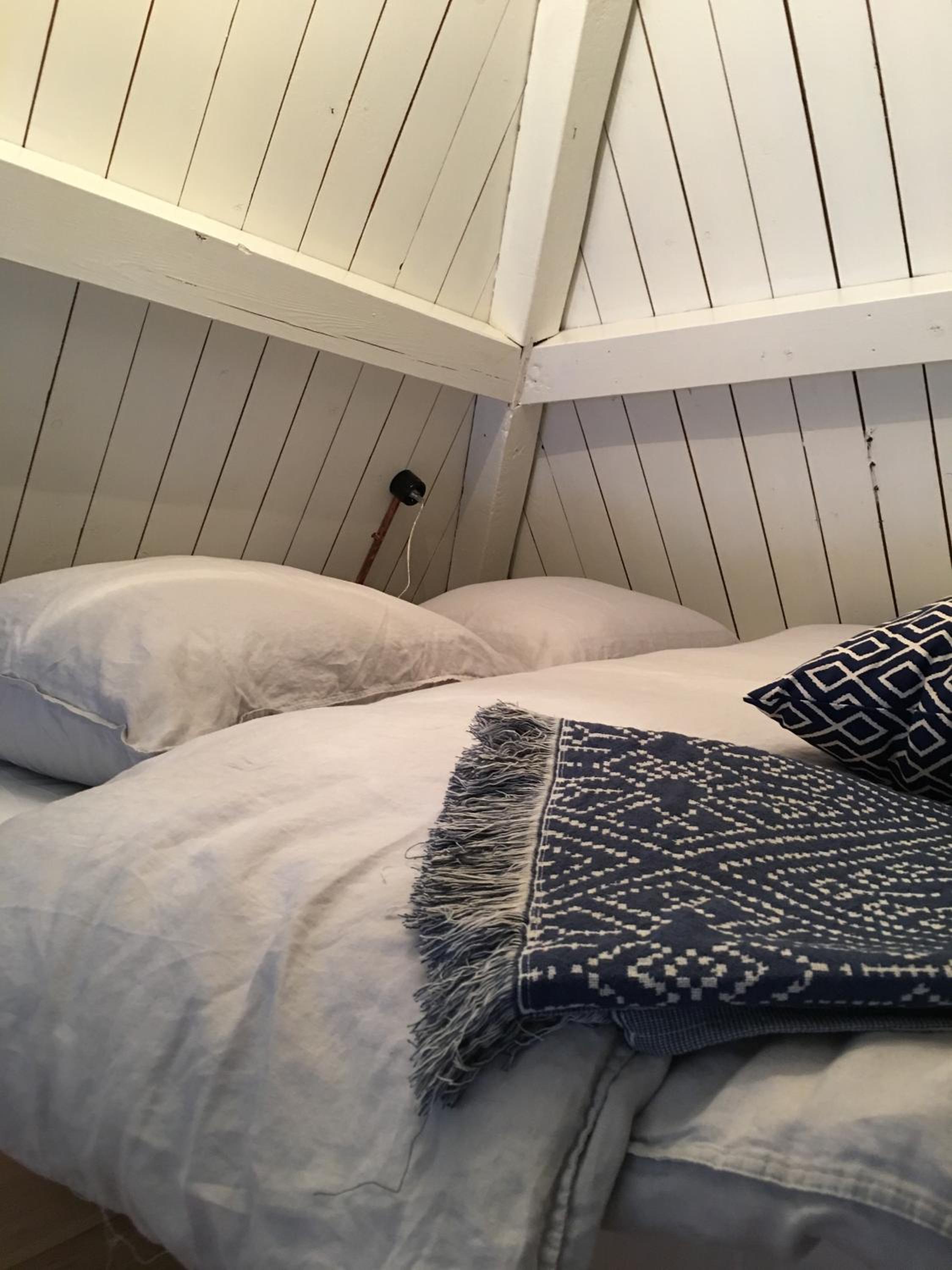 bednextdoor