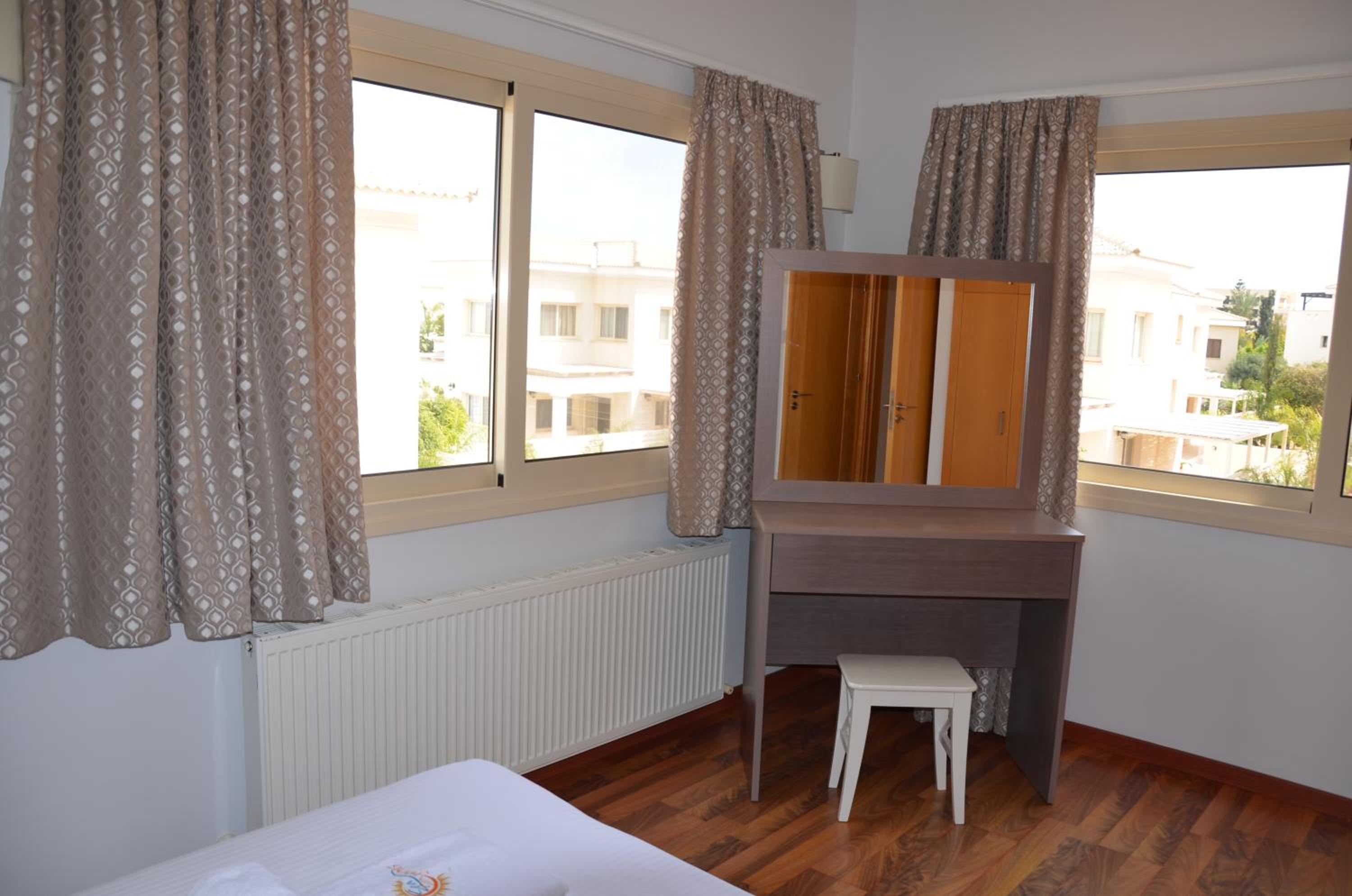 Anthorina Villa 4