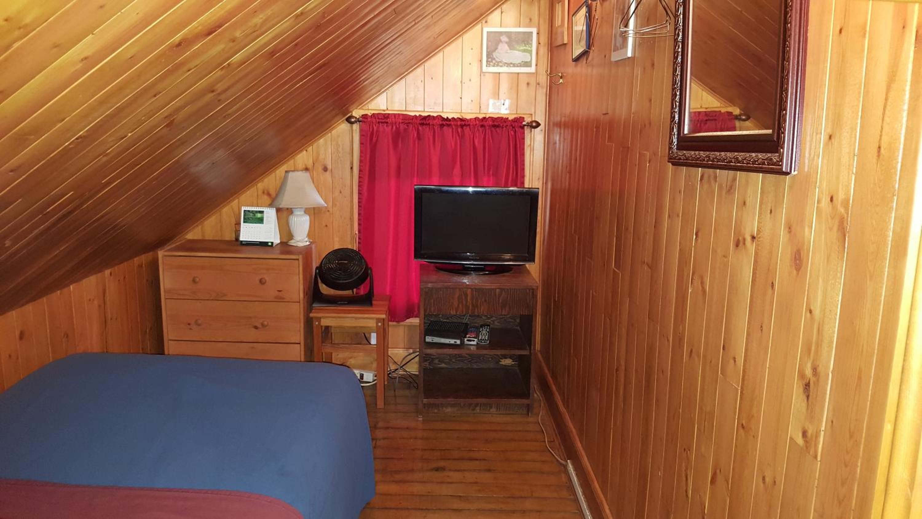 Nisku Guest House