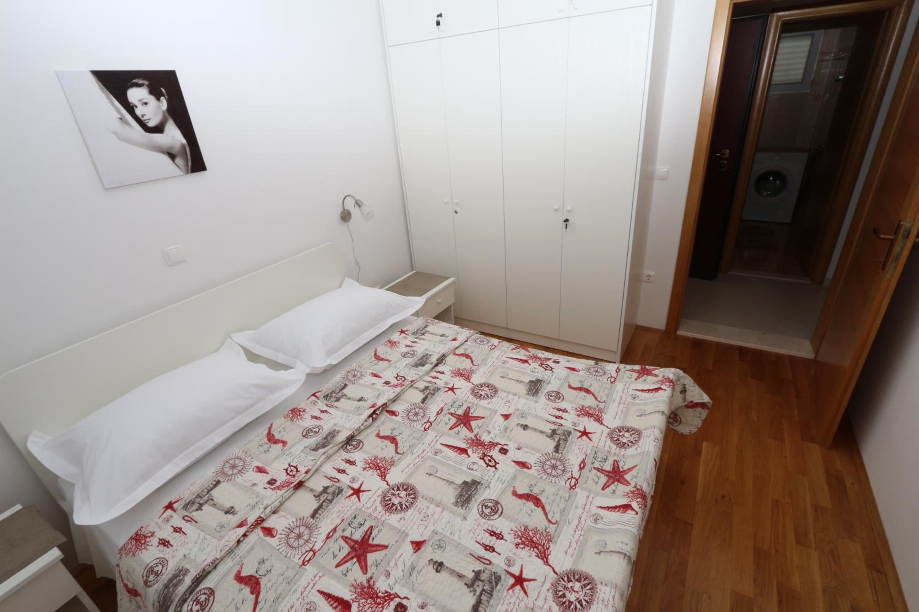 Modern apartment Makarska