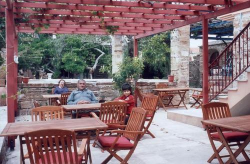 Manganos Apartments