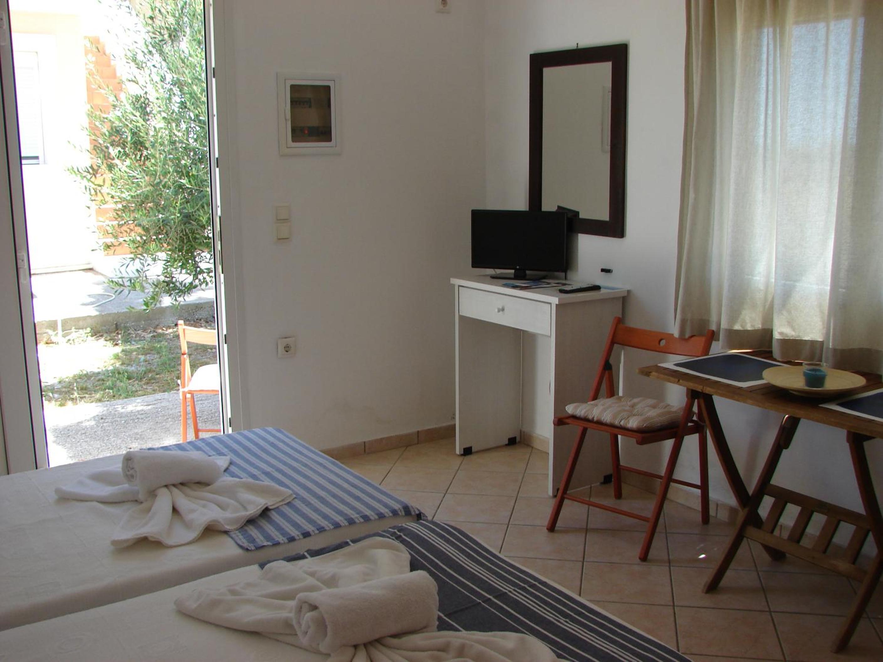 Naftilos Rosmarinus Apartments