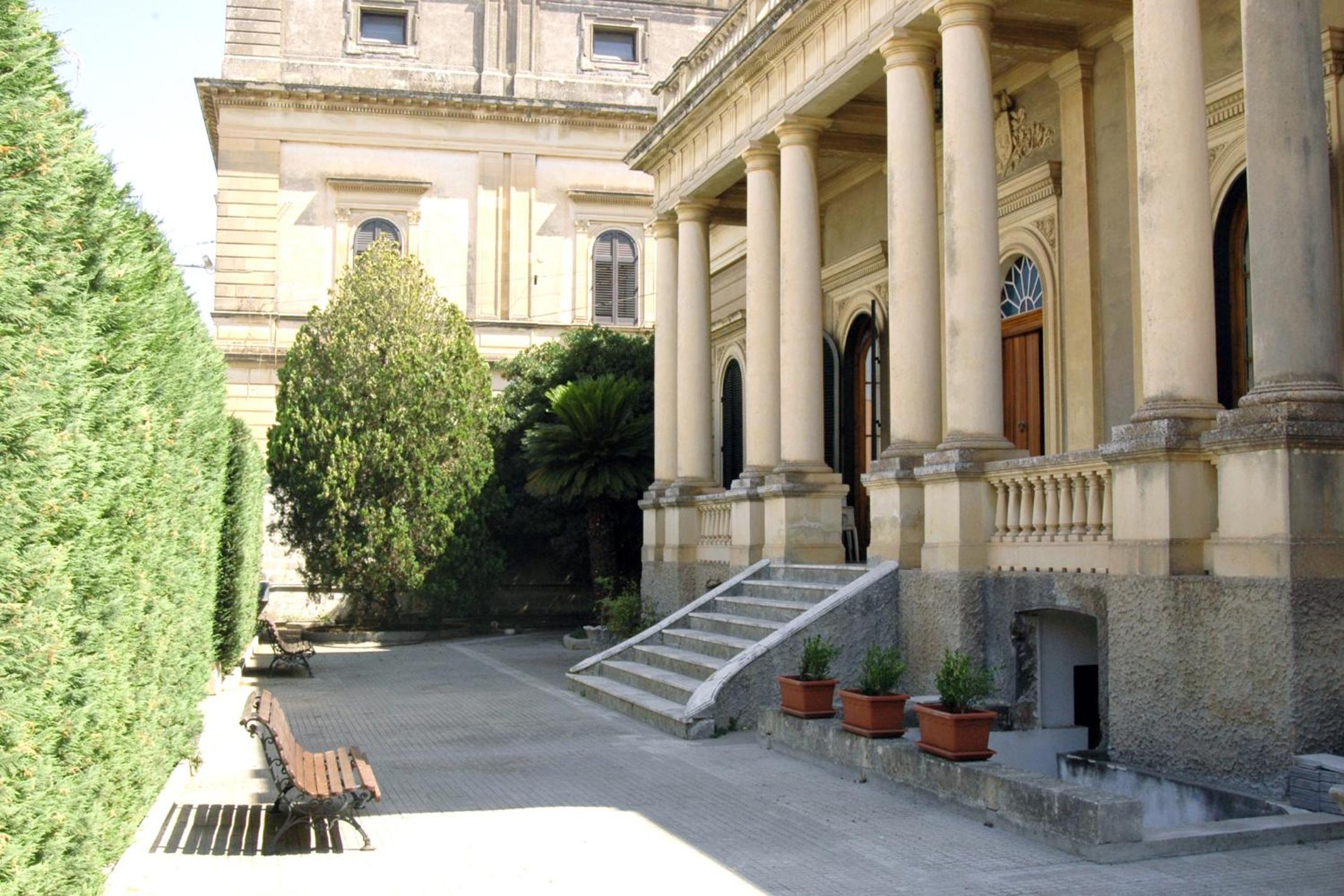 Villa maria view 2