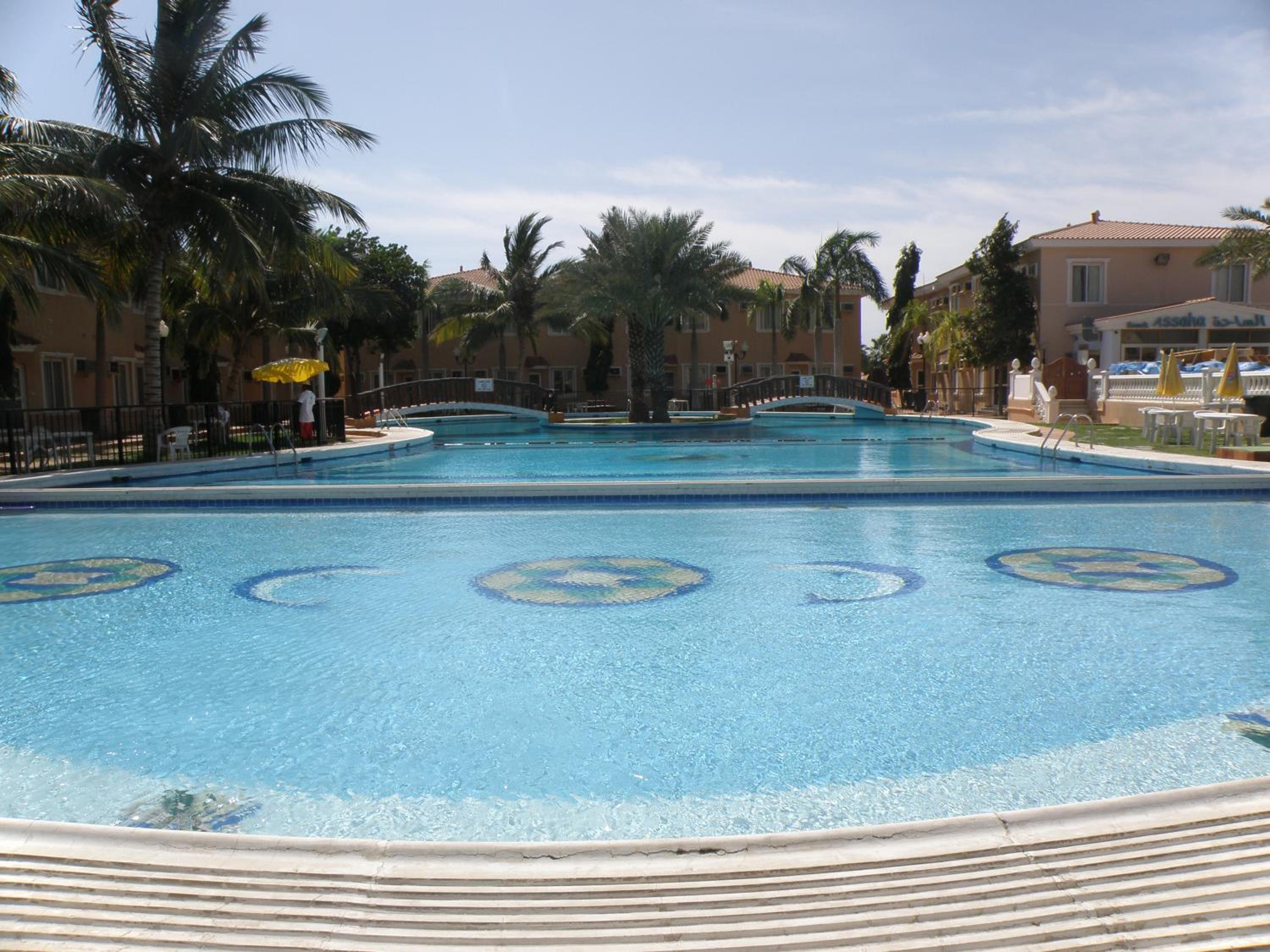swimming pool