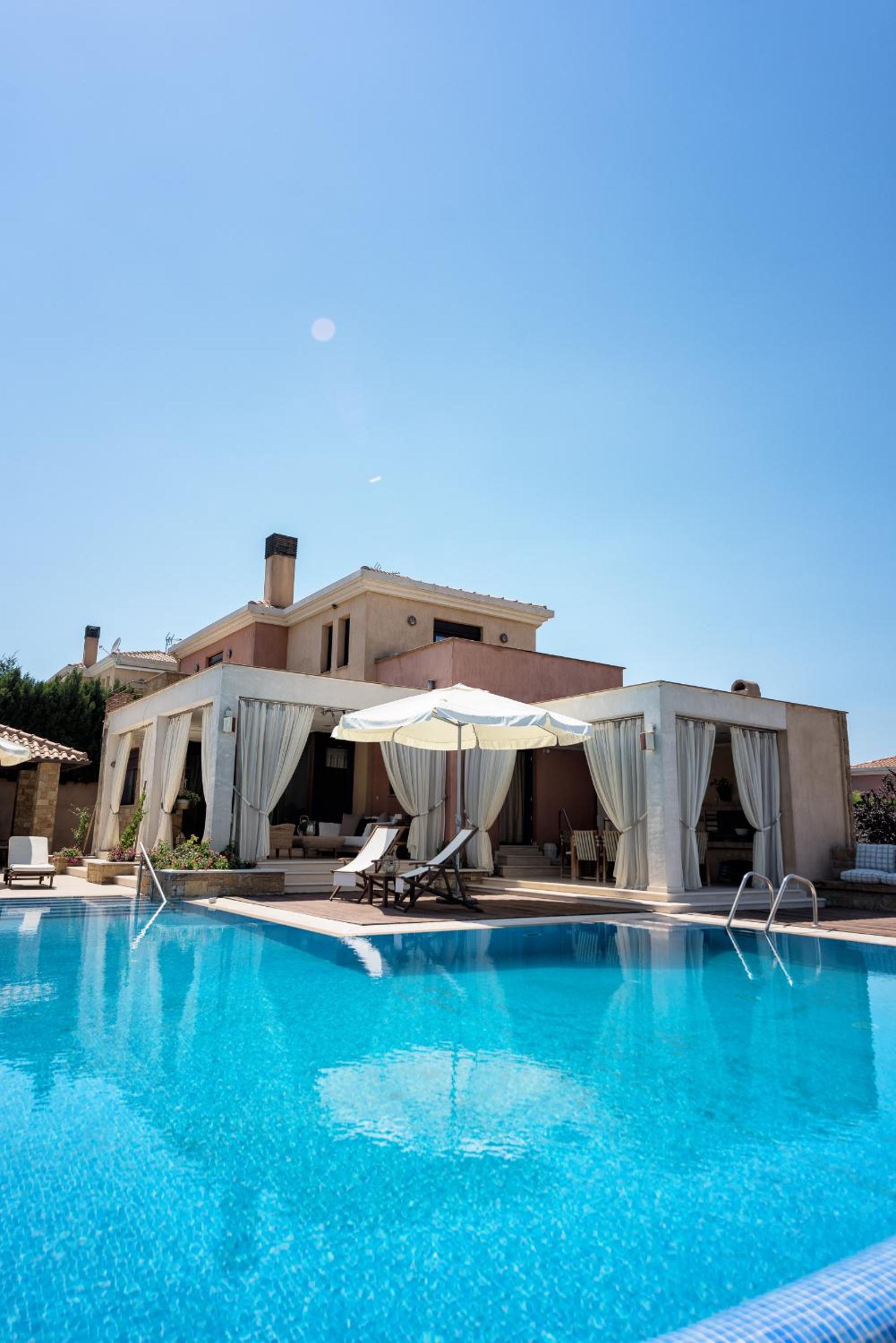#Luxlikehome - Villa Sanni La Stella