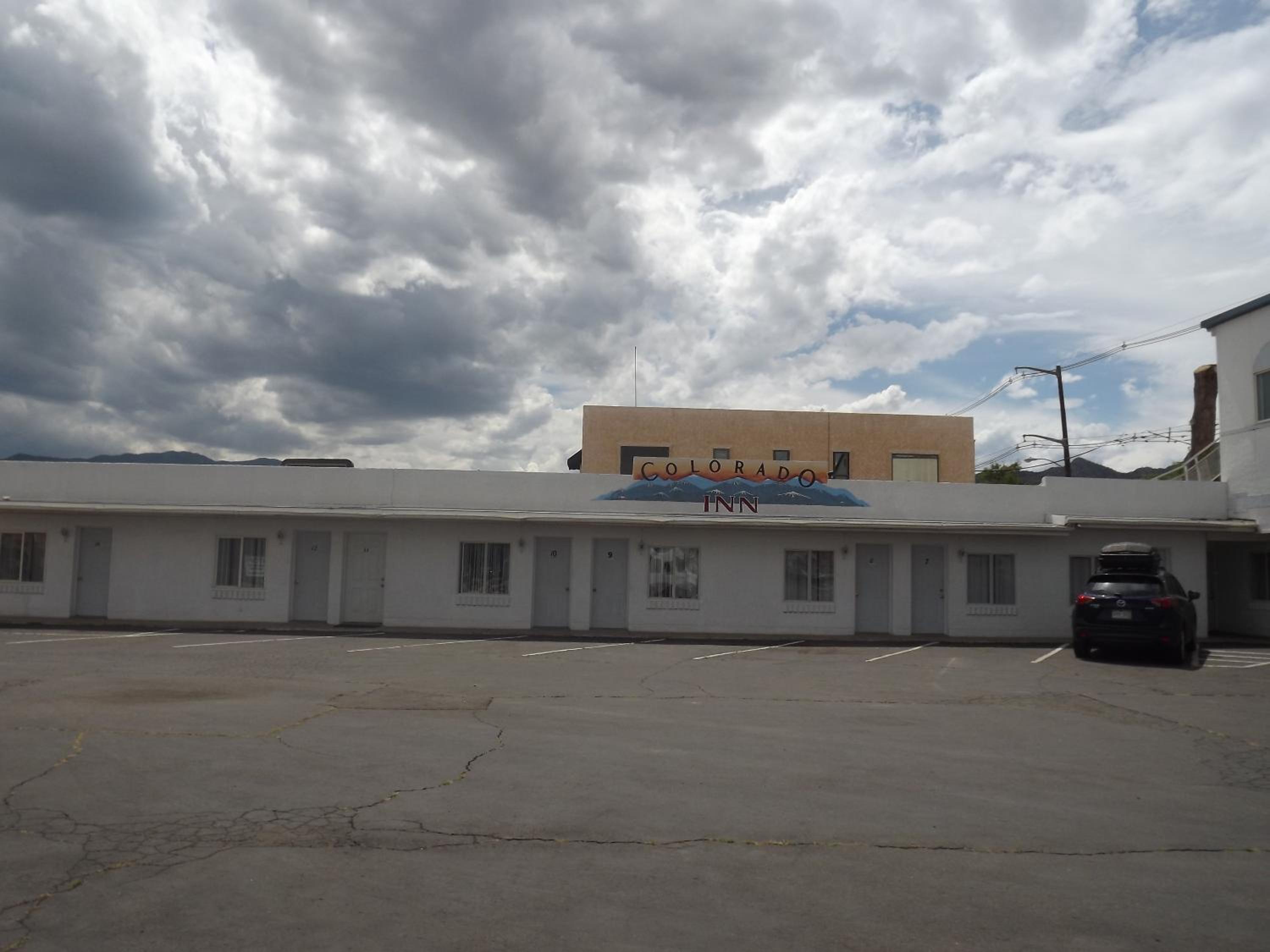 Canon City Vacations - Colorado Inn Motel - Property Image 14