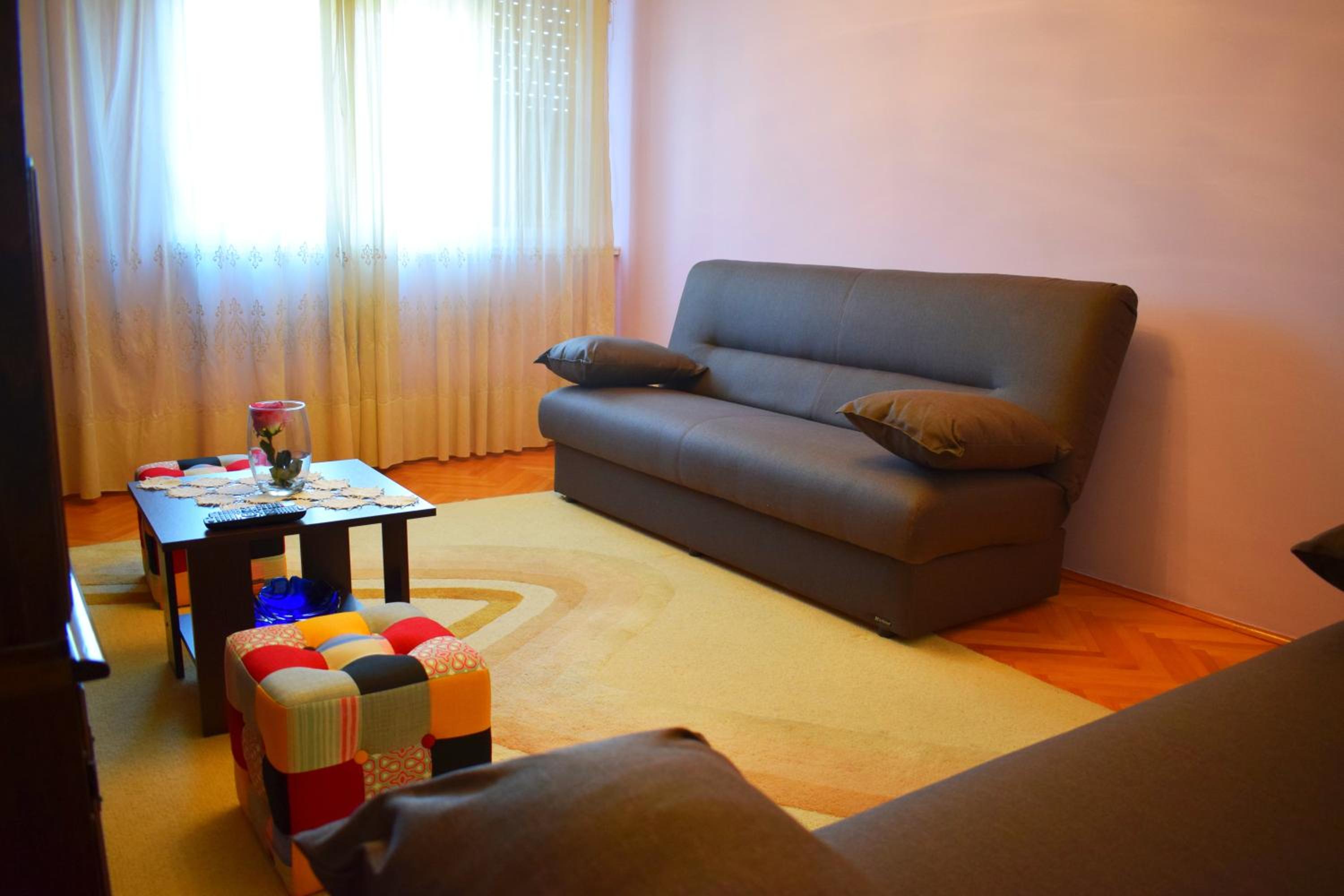 Marin Apartment photo 5