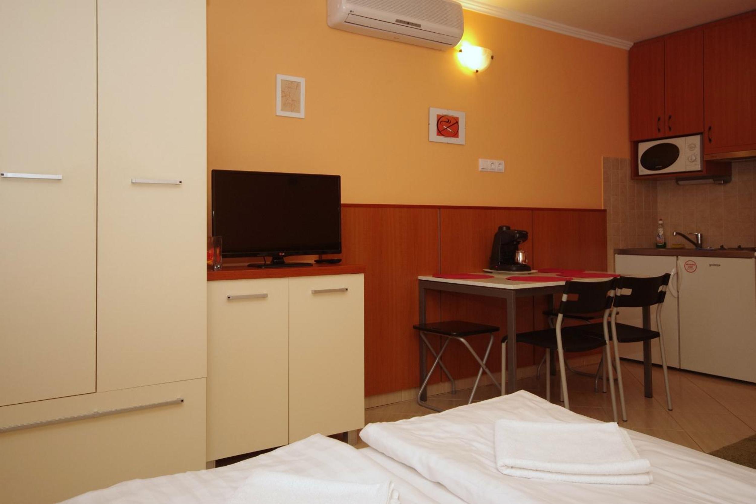 Várárok Apartman