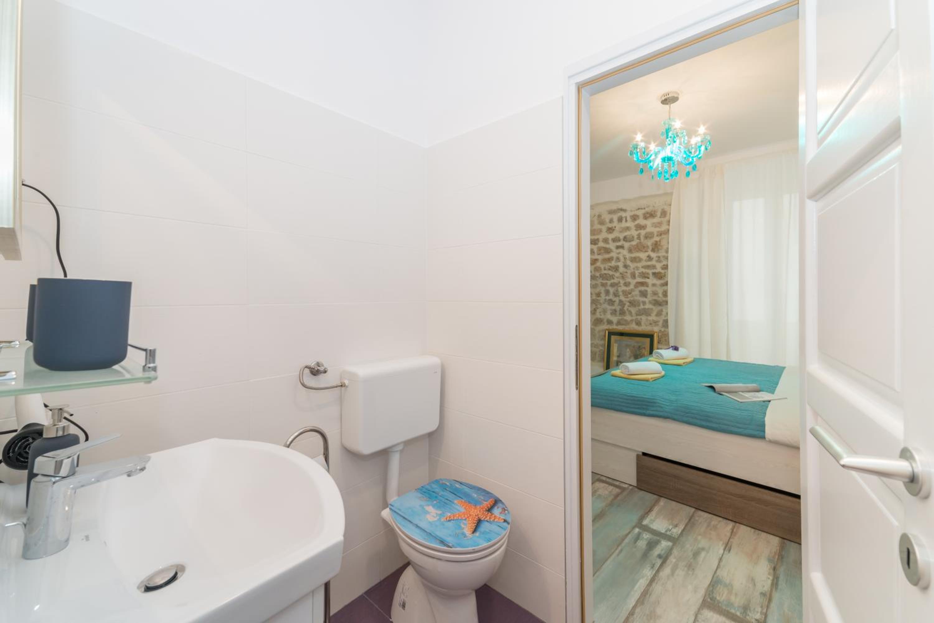 Lanterna Rooms & Apartment — photo 11