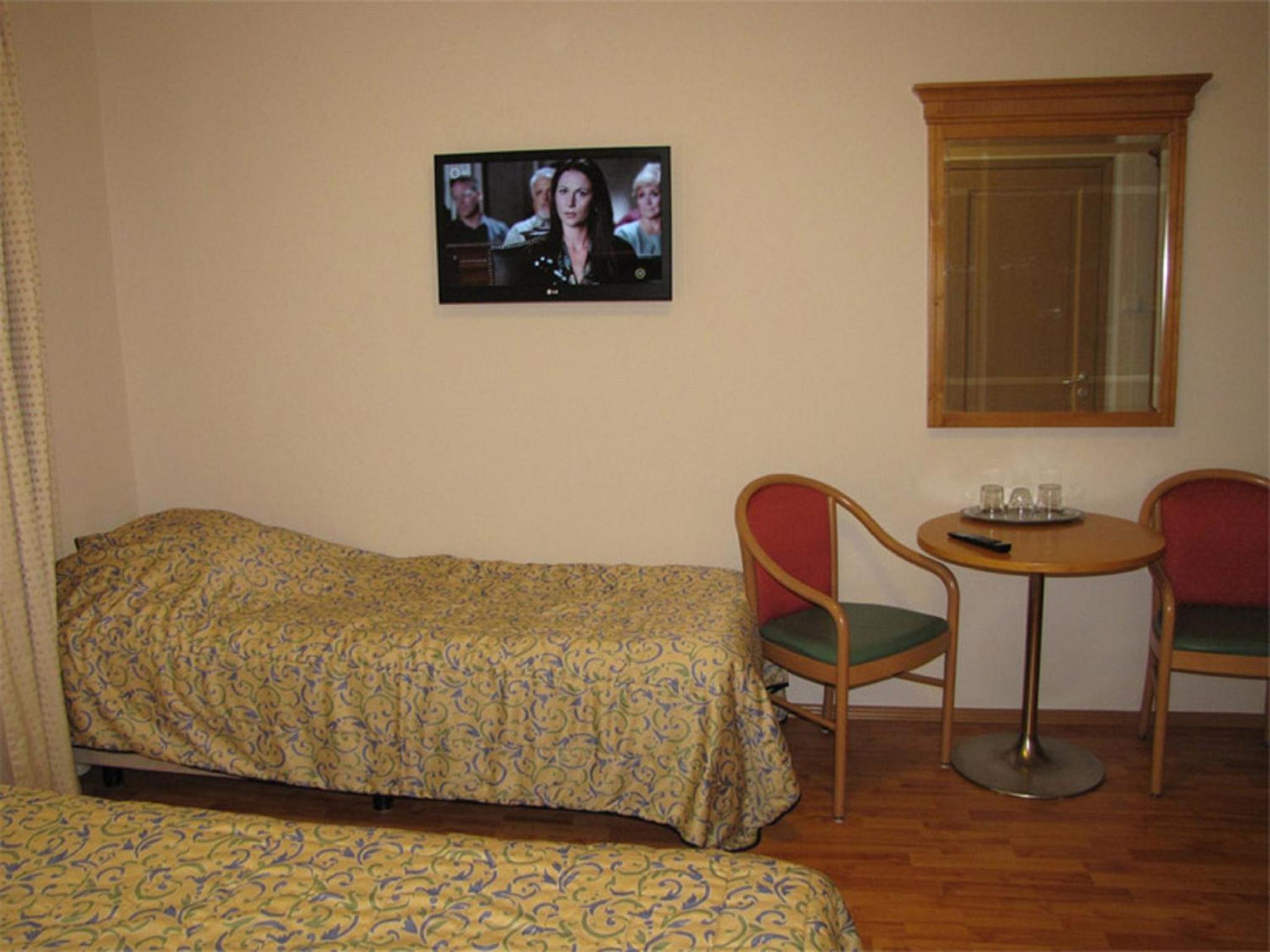 Photo 33