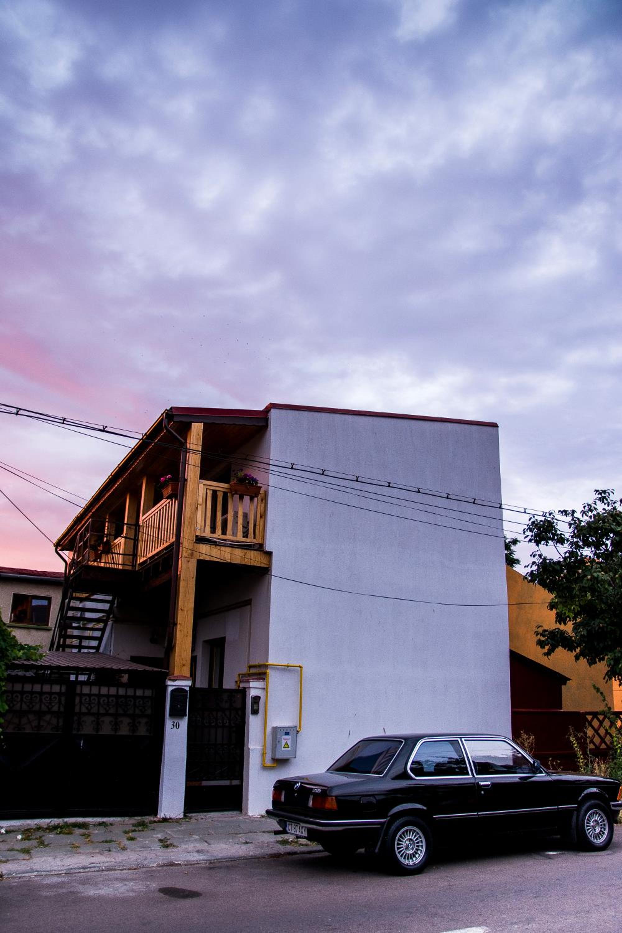 Casa Faleza view 3