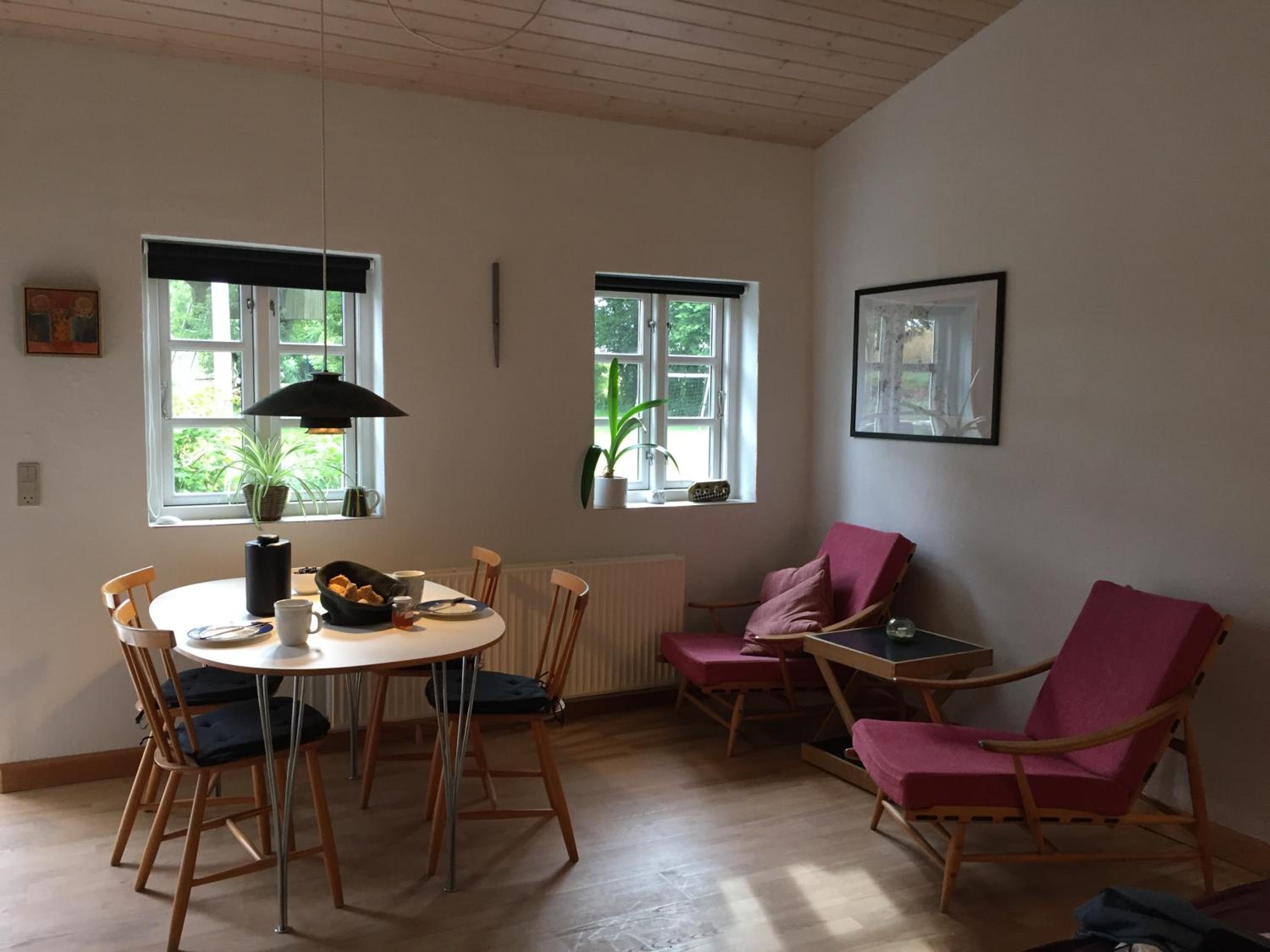 LindegaardApartment - woods and sea view 4