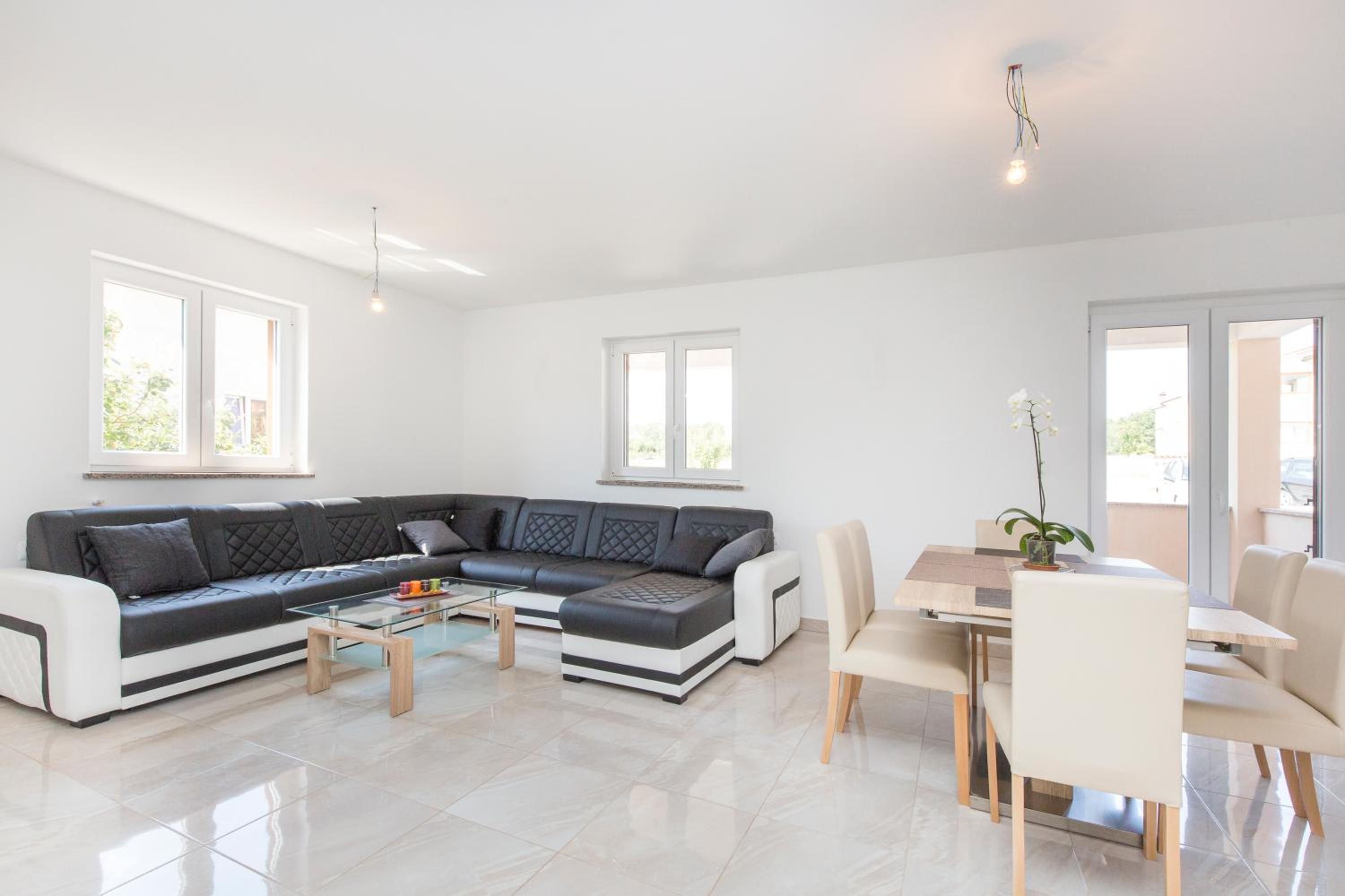 Apartment Damir for 8 Labin-Rabac view 5