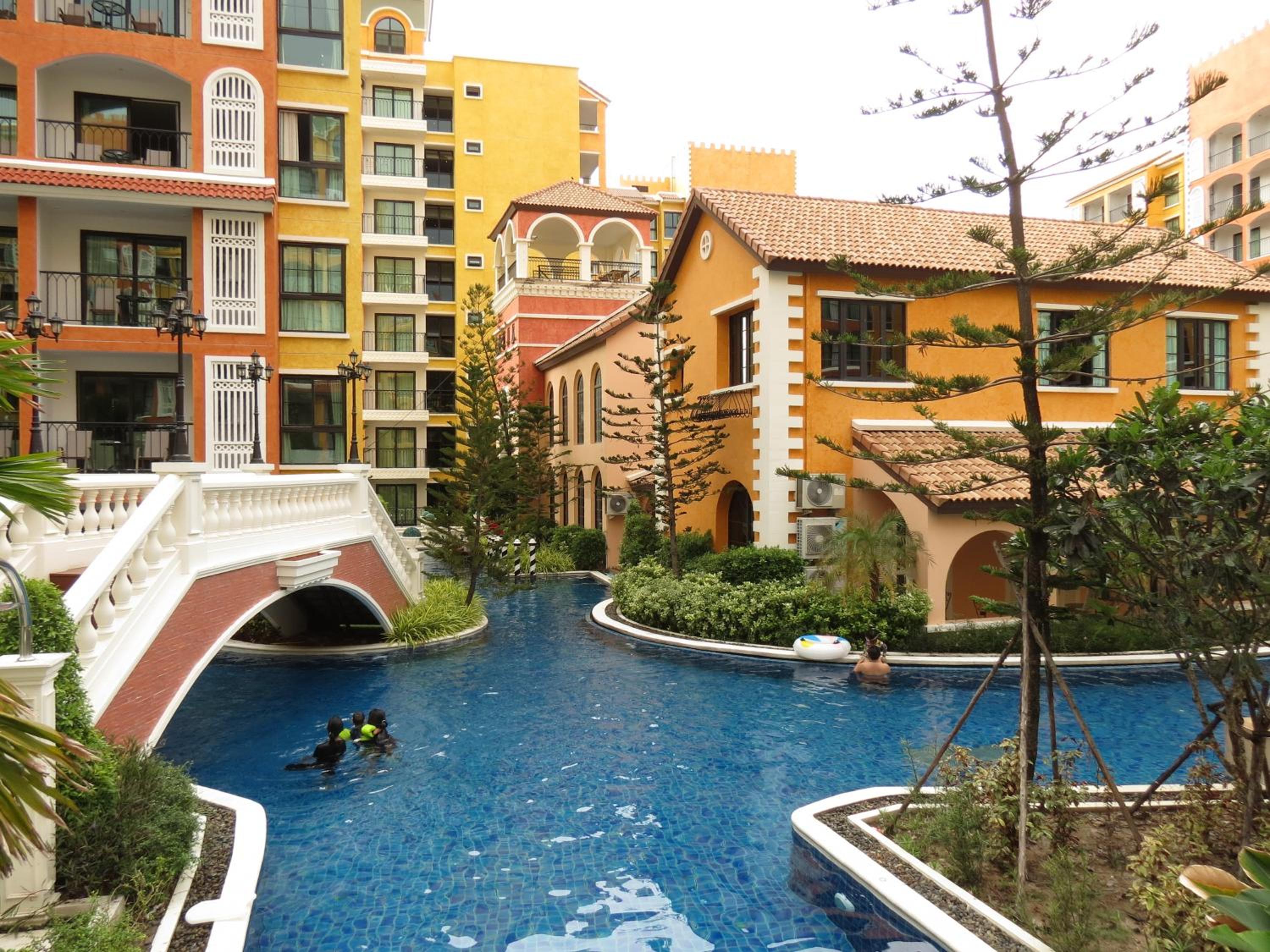 Venetian Jomtien Pool Access