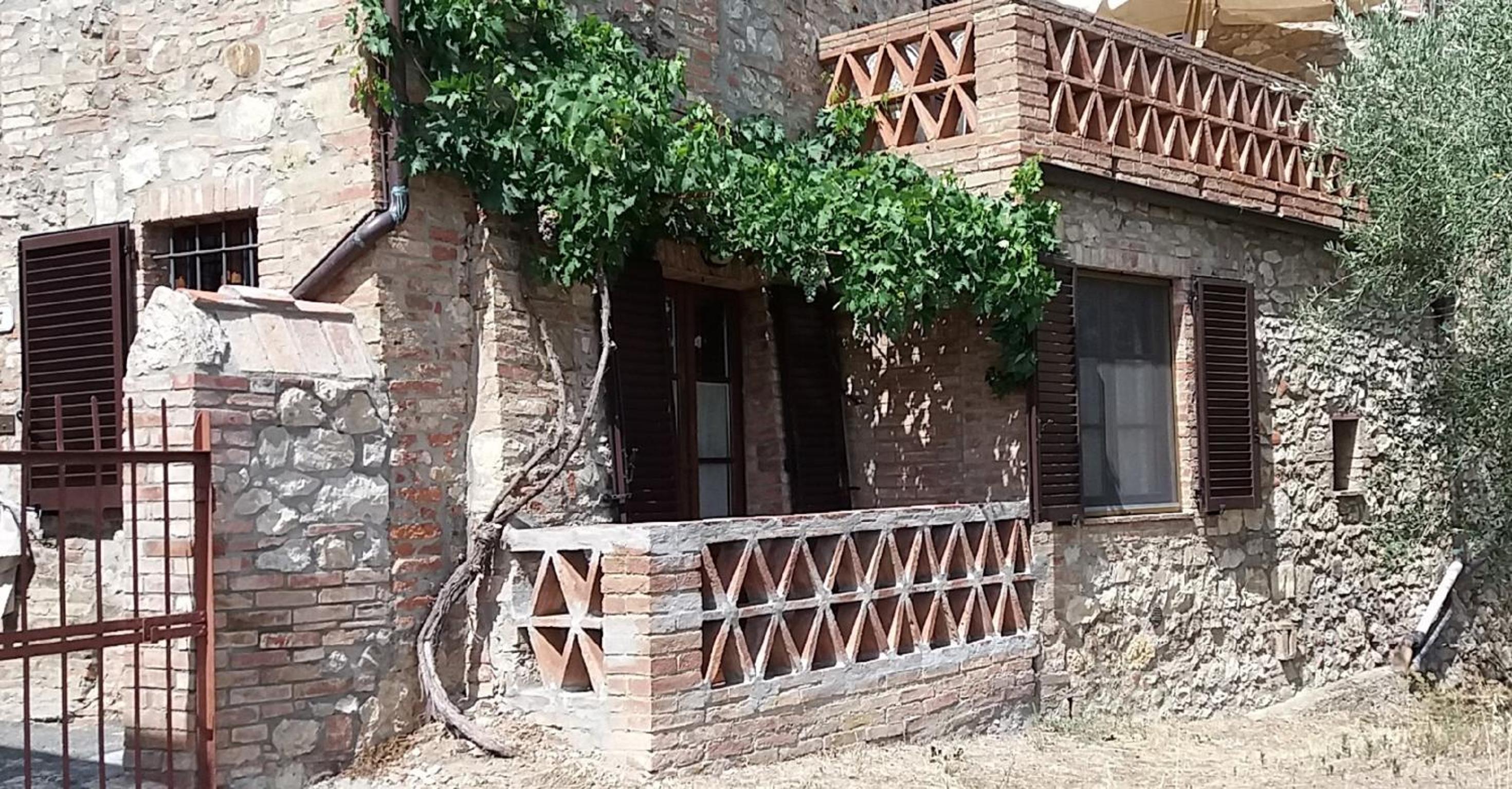 Casa dei Borghi view 3