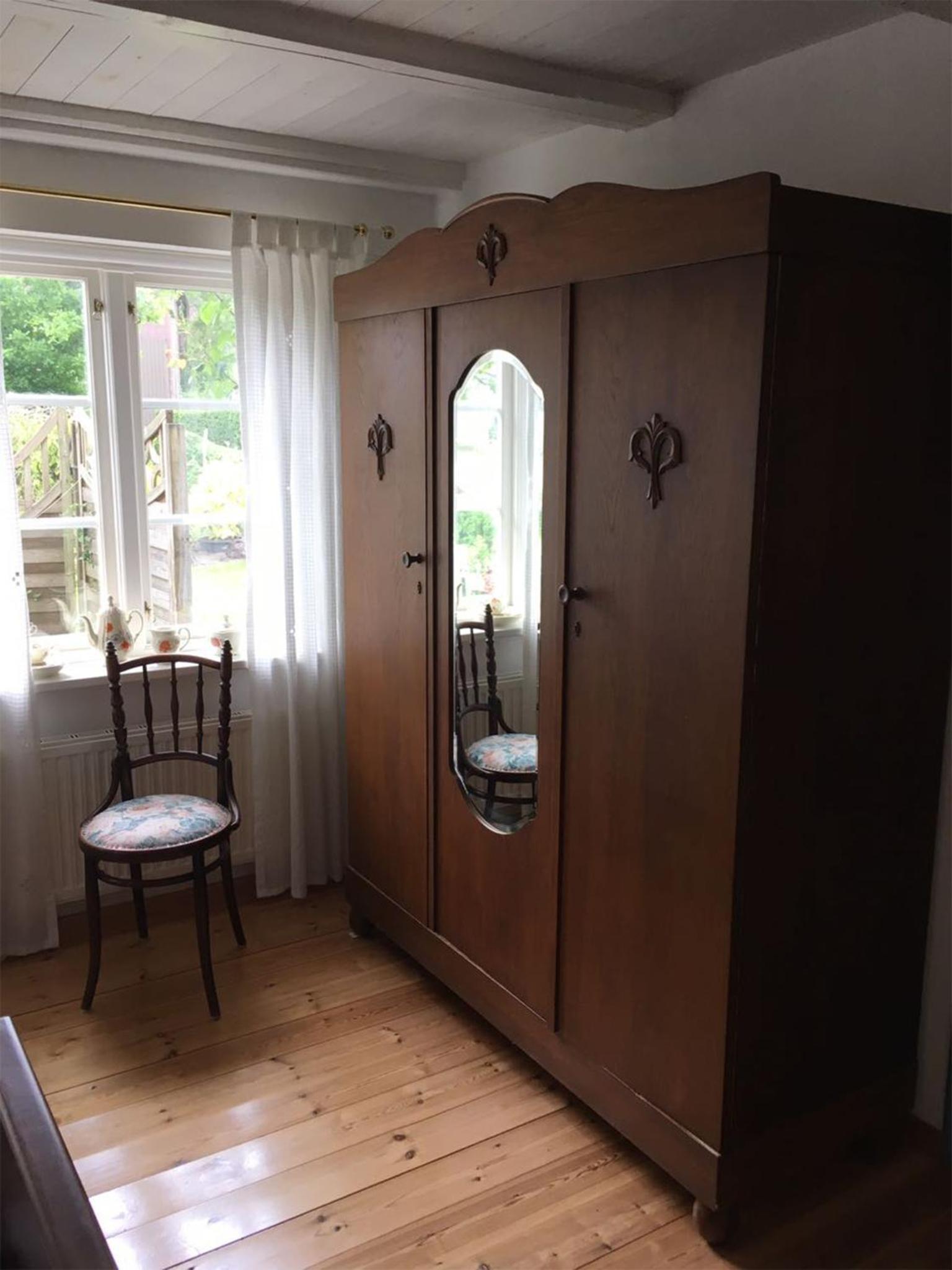 Historische Reetdach-Kate view 3