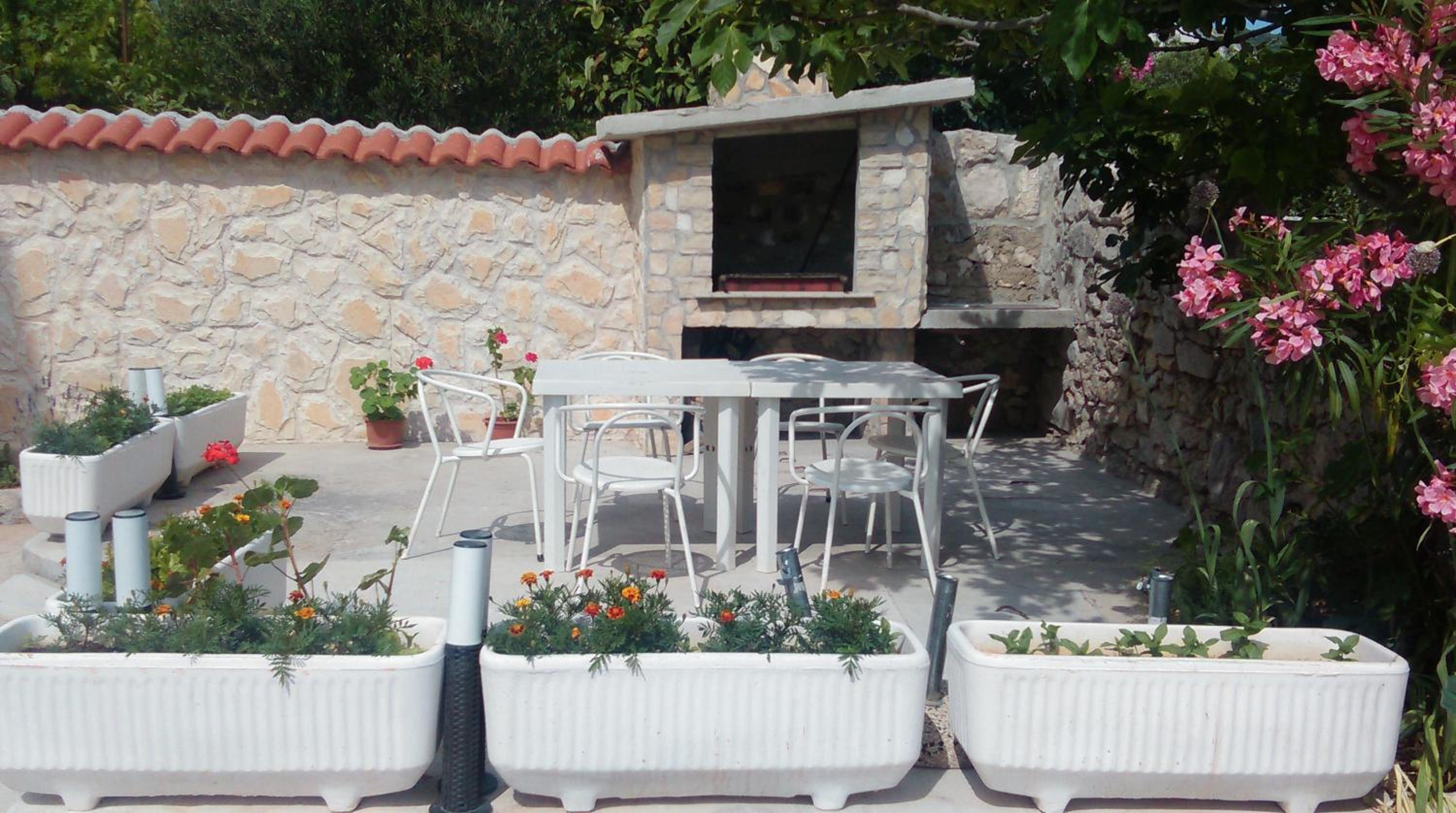 Guesthouse Sovlje (Tribunj) view 3