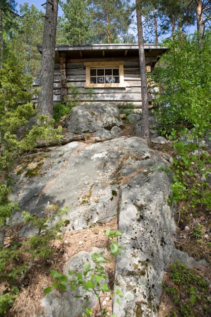 Tivoli Cottage view 4