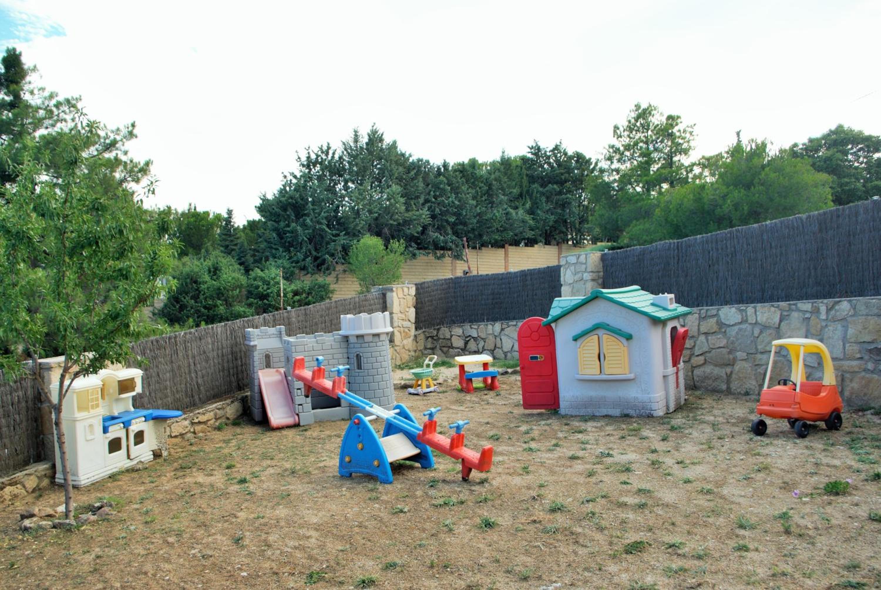 Photo 11