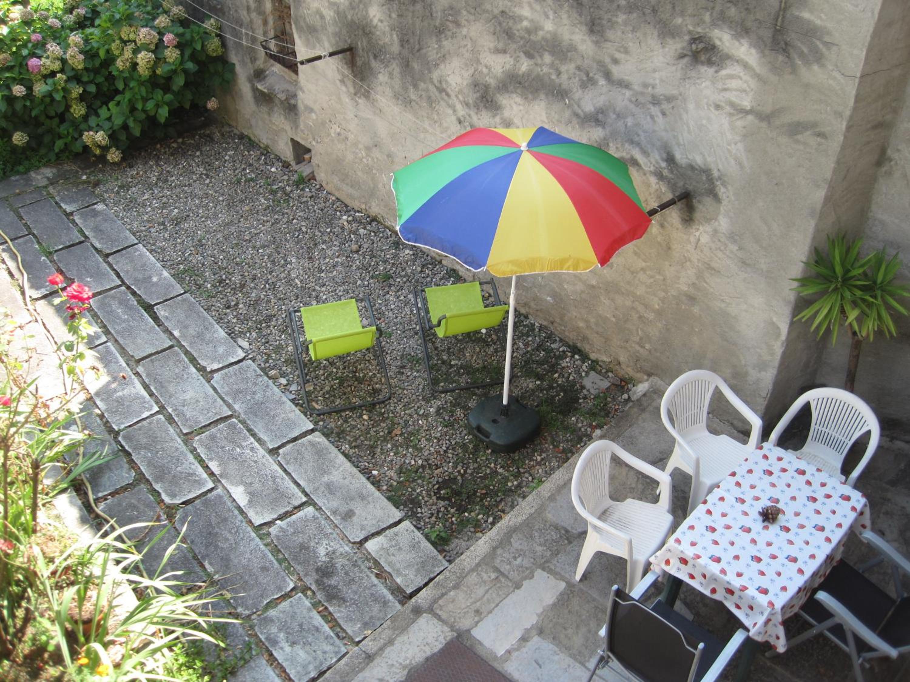 Photo 43