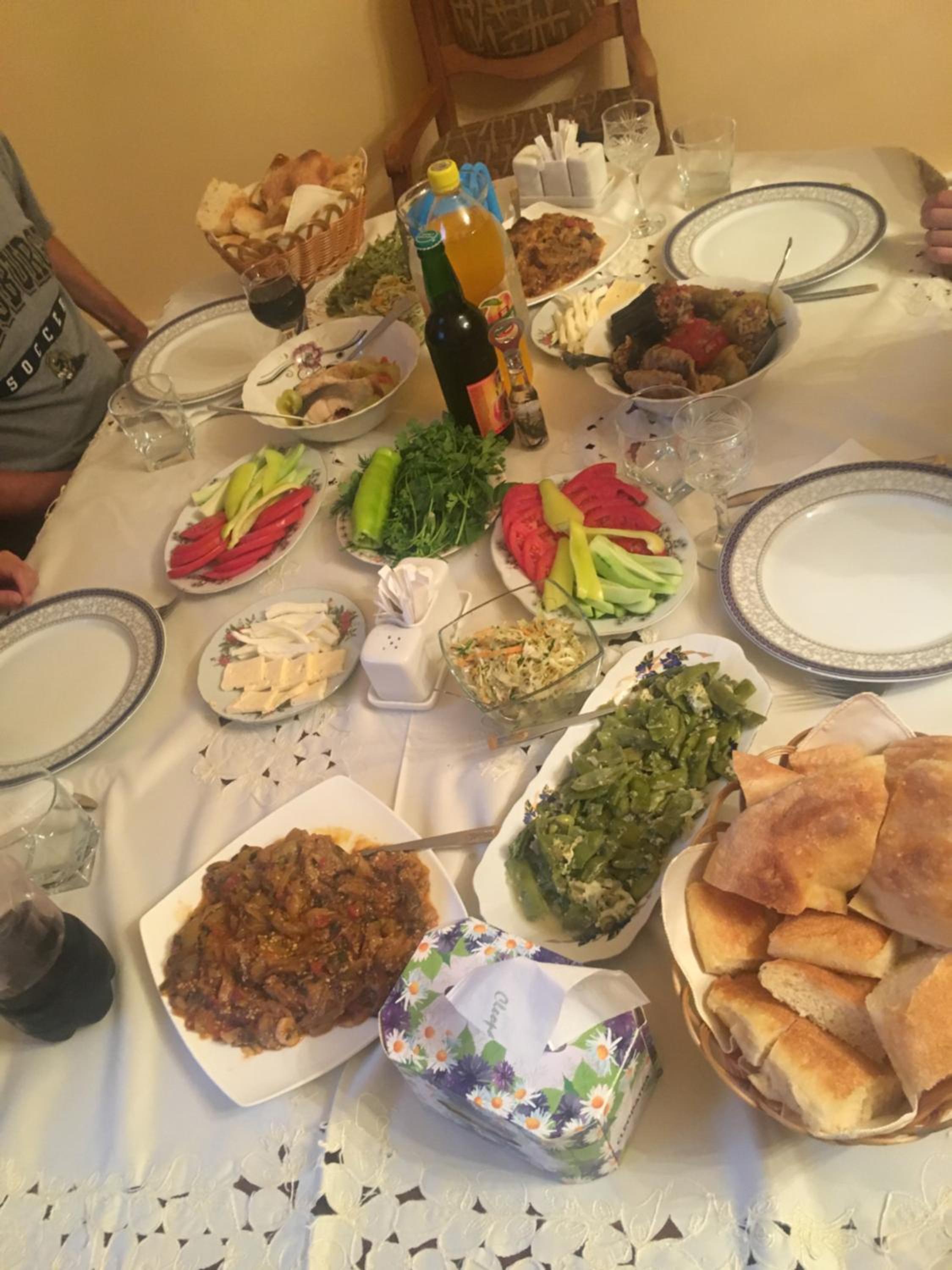 Areguni Guest House