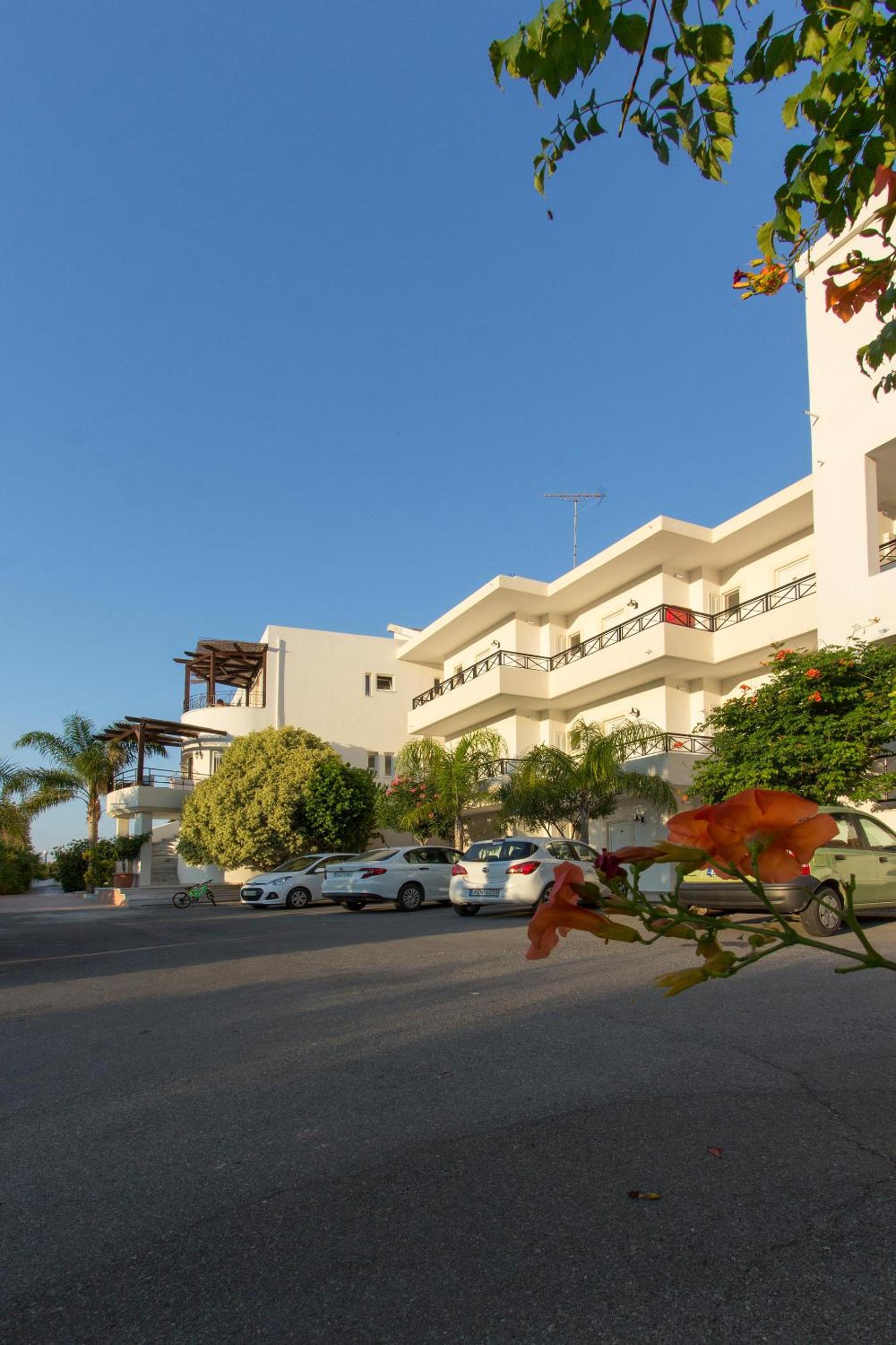 Pinelopi Apartments