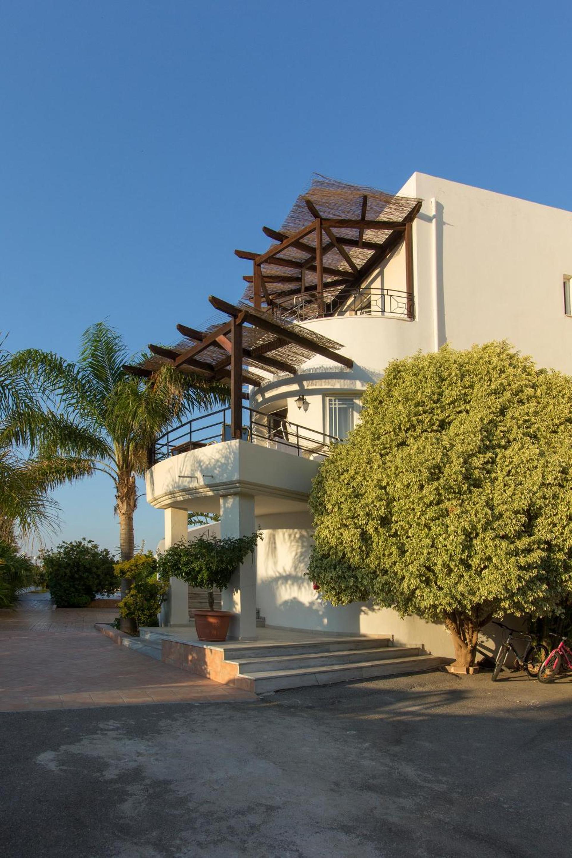 Pinelopi Apartments