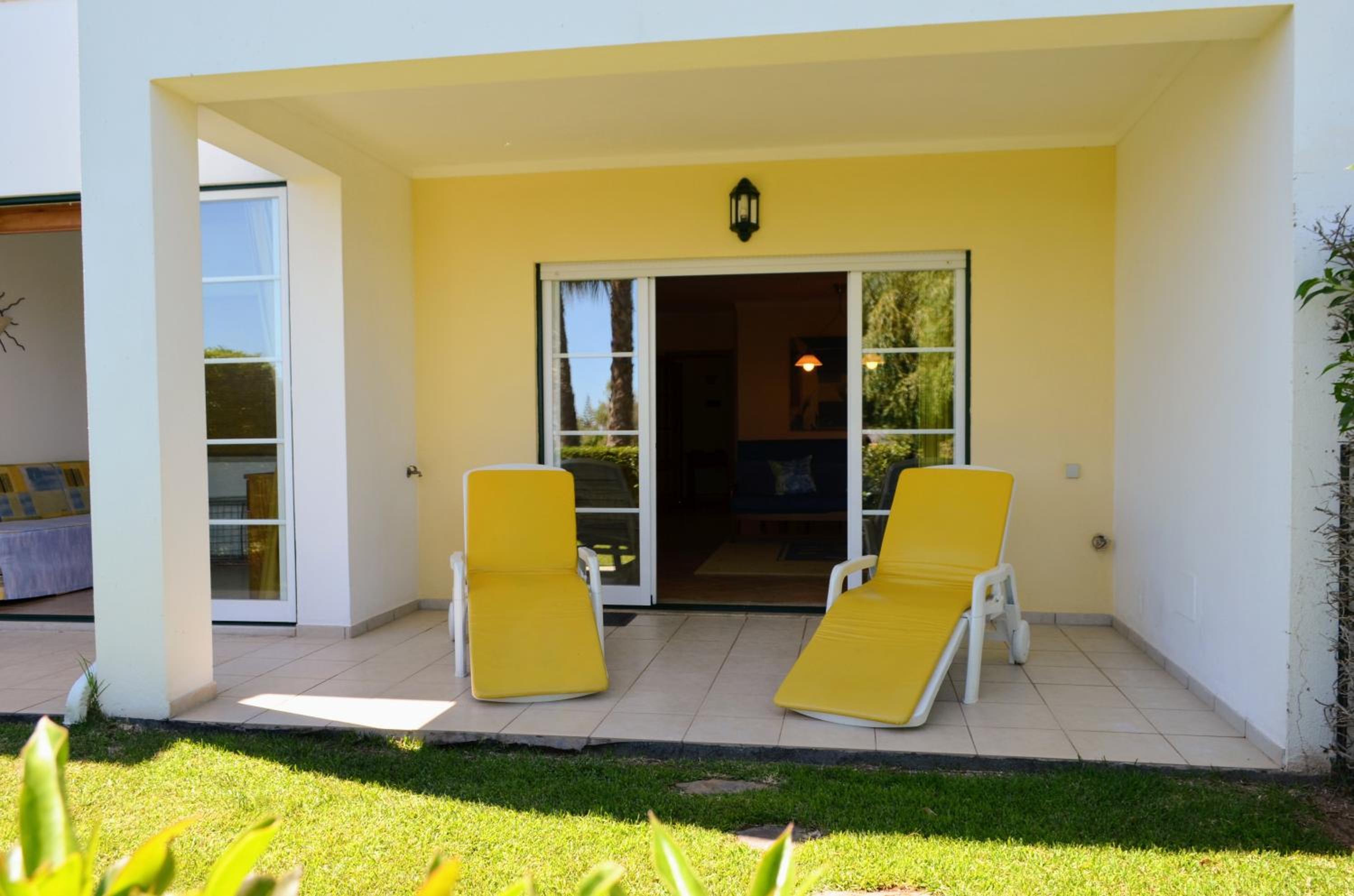 Alvor Shine, Wi-Fi & Pool view 3
