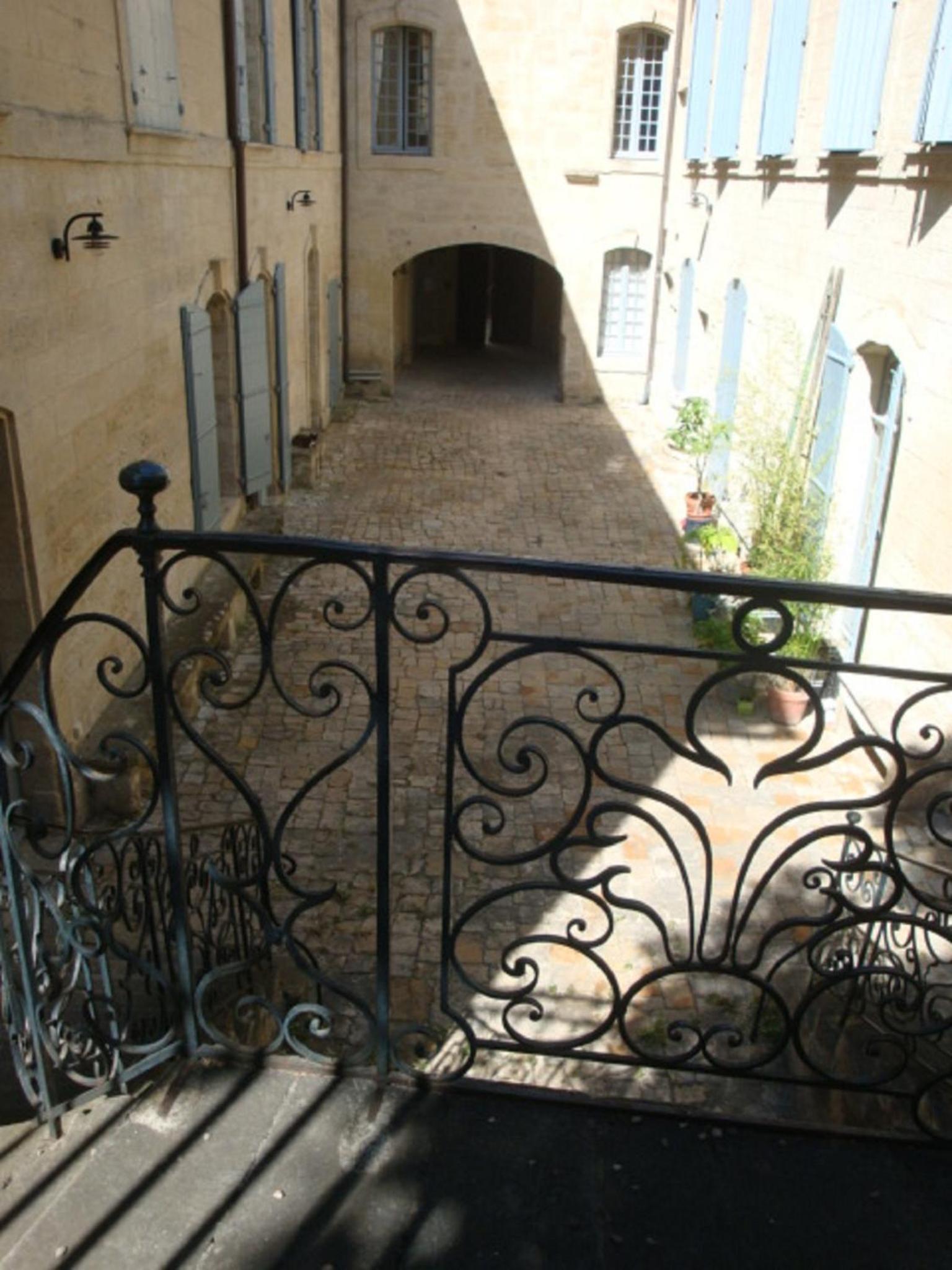 Photo 28