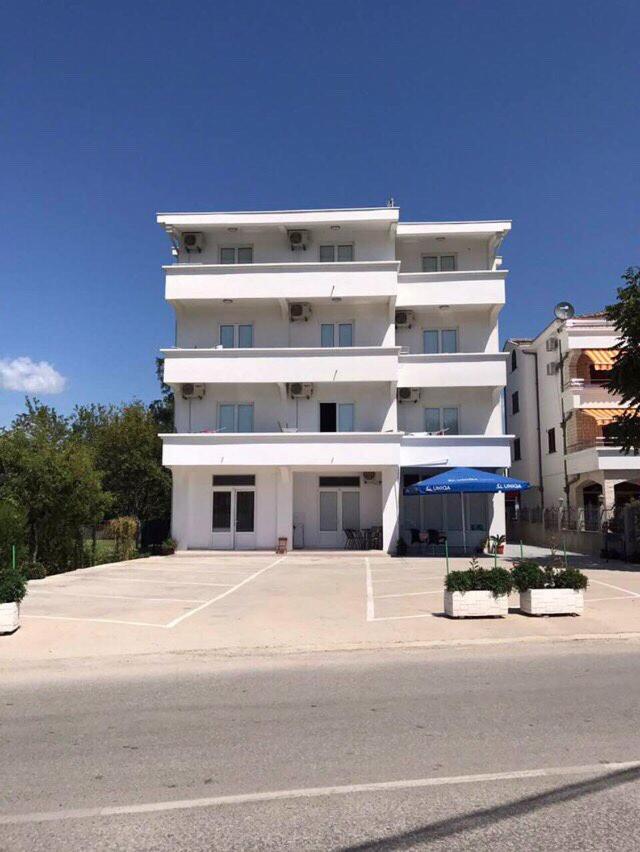 Apartments Vinko