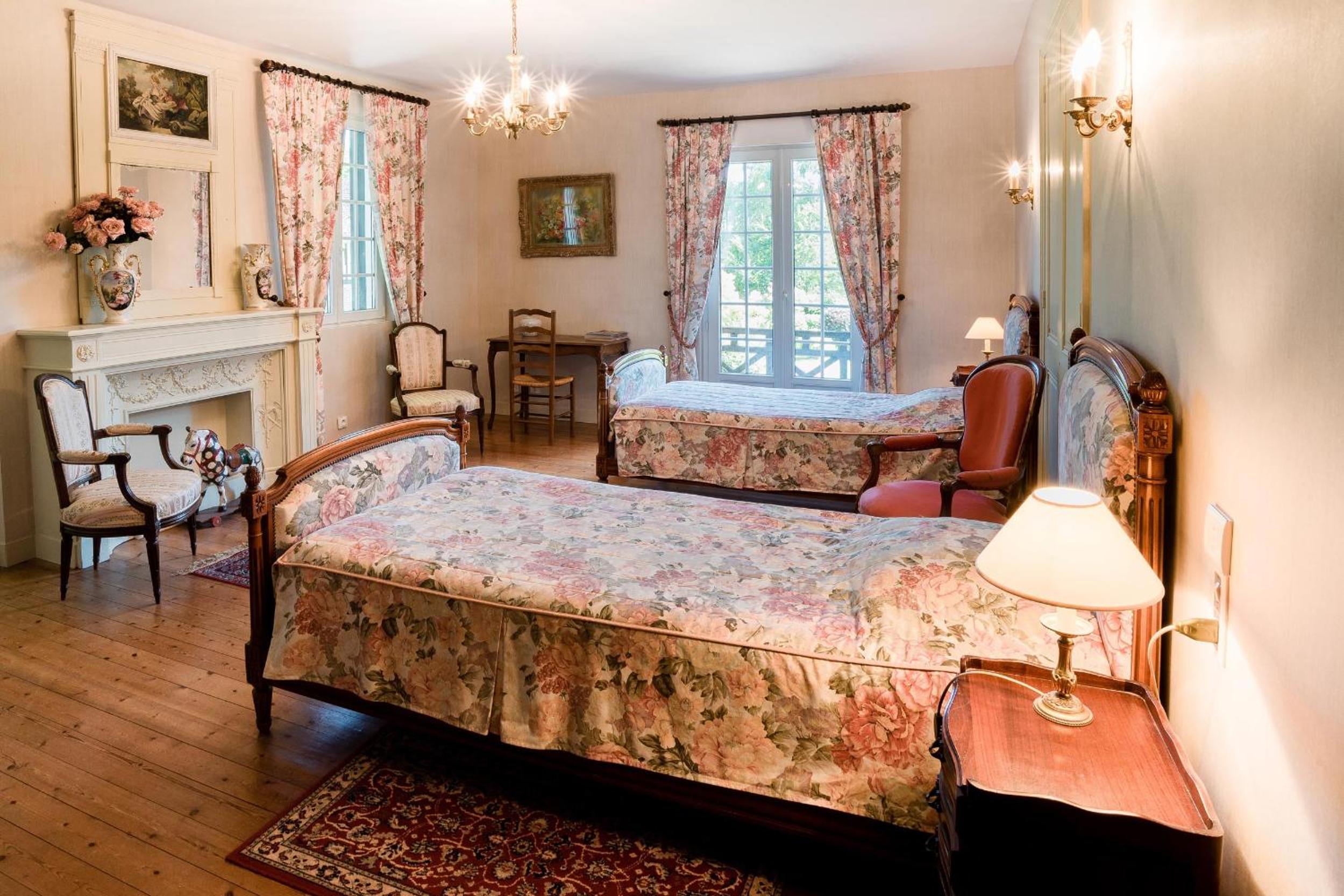 Manoir de Sens view 2