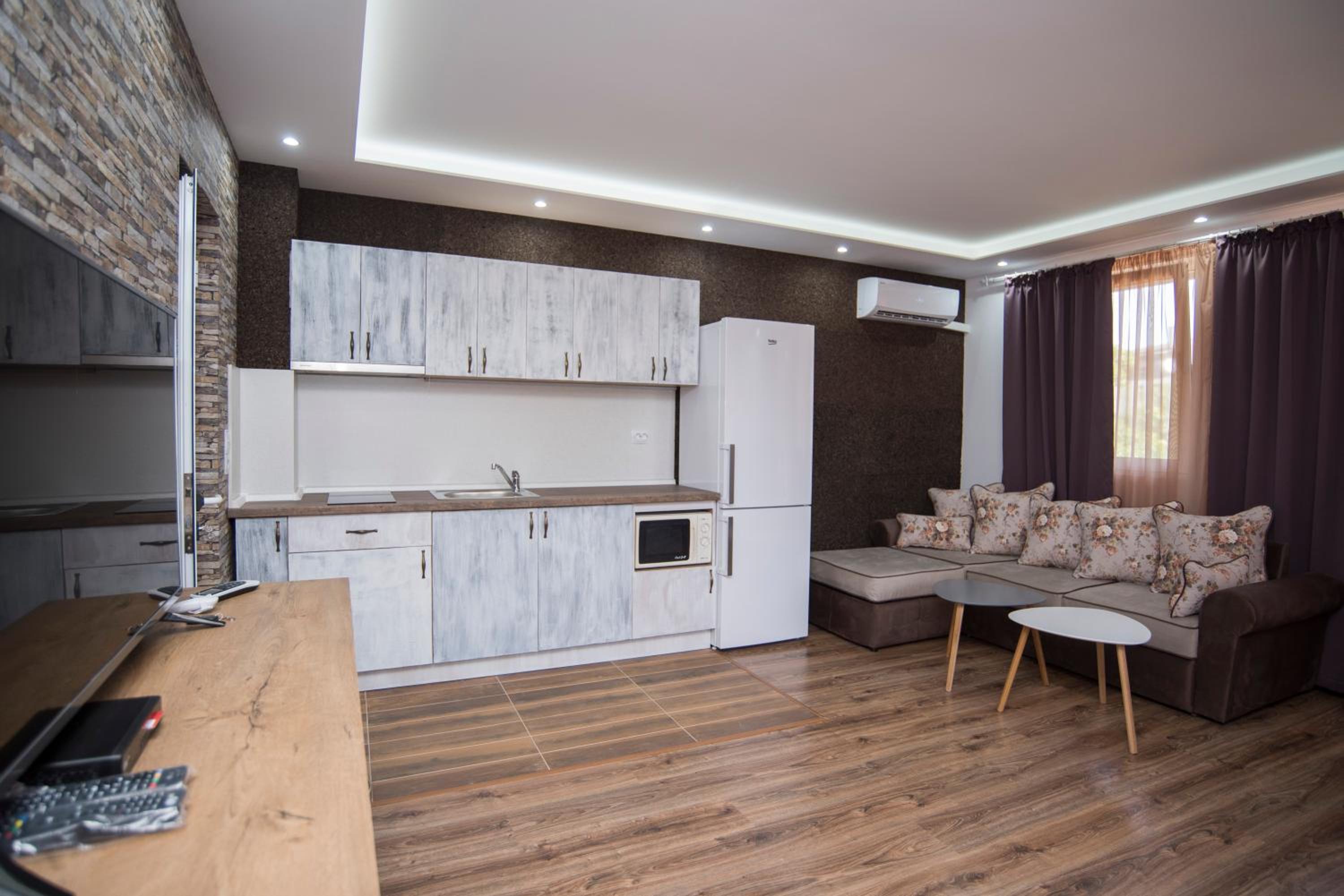 Apartment Nikol view 3
