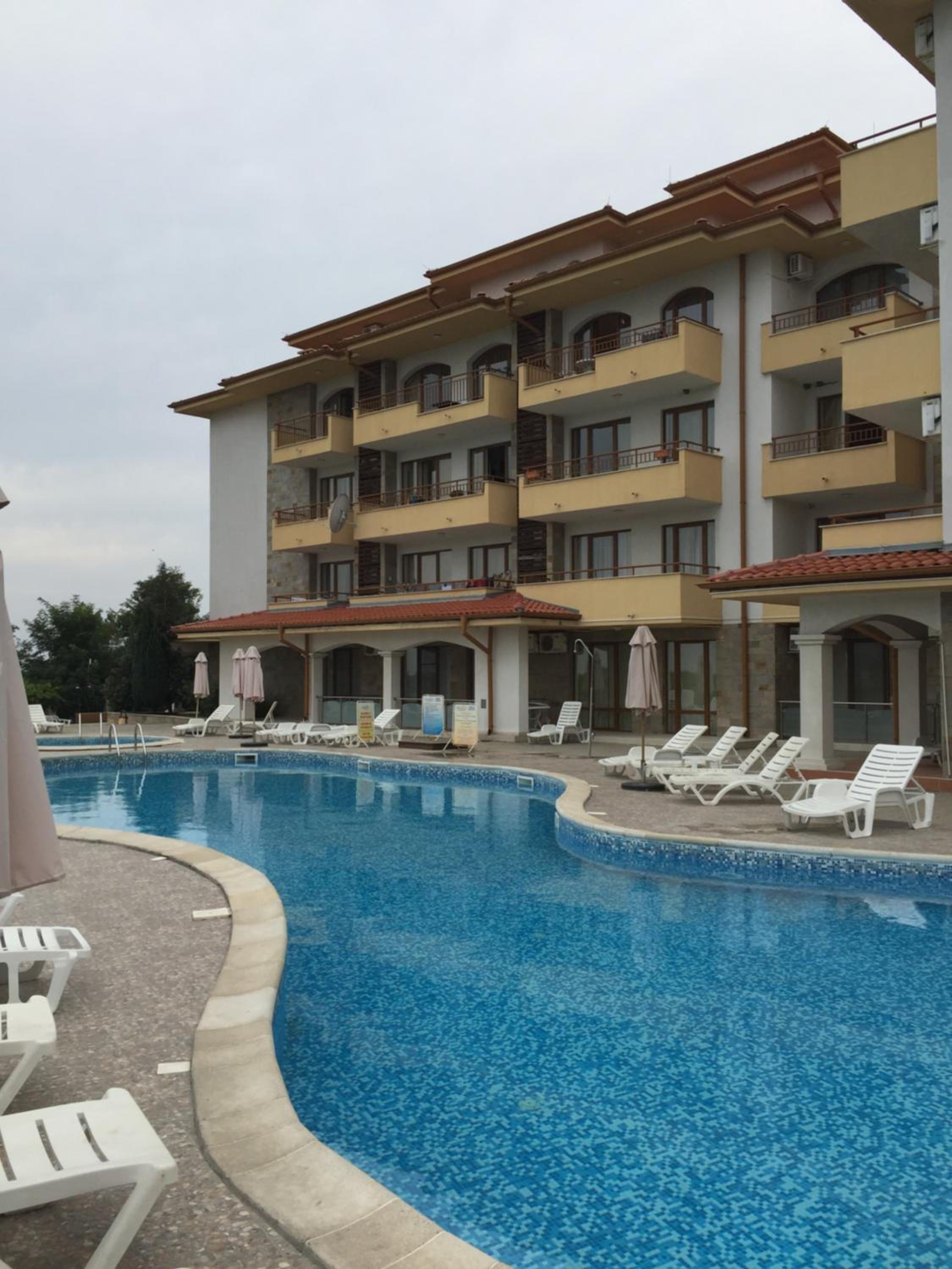 Studio Apartment in Dream Holiday Complex Ravda view 2