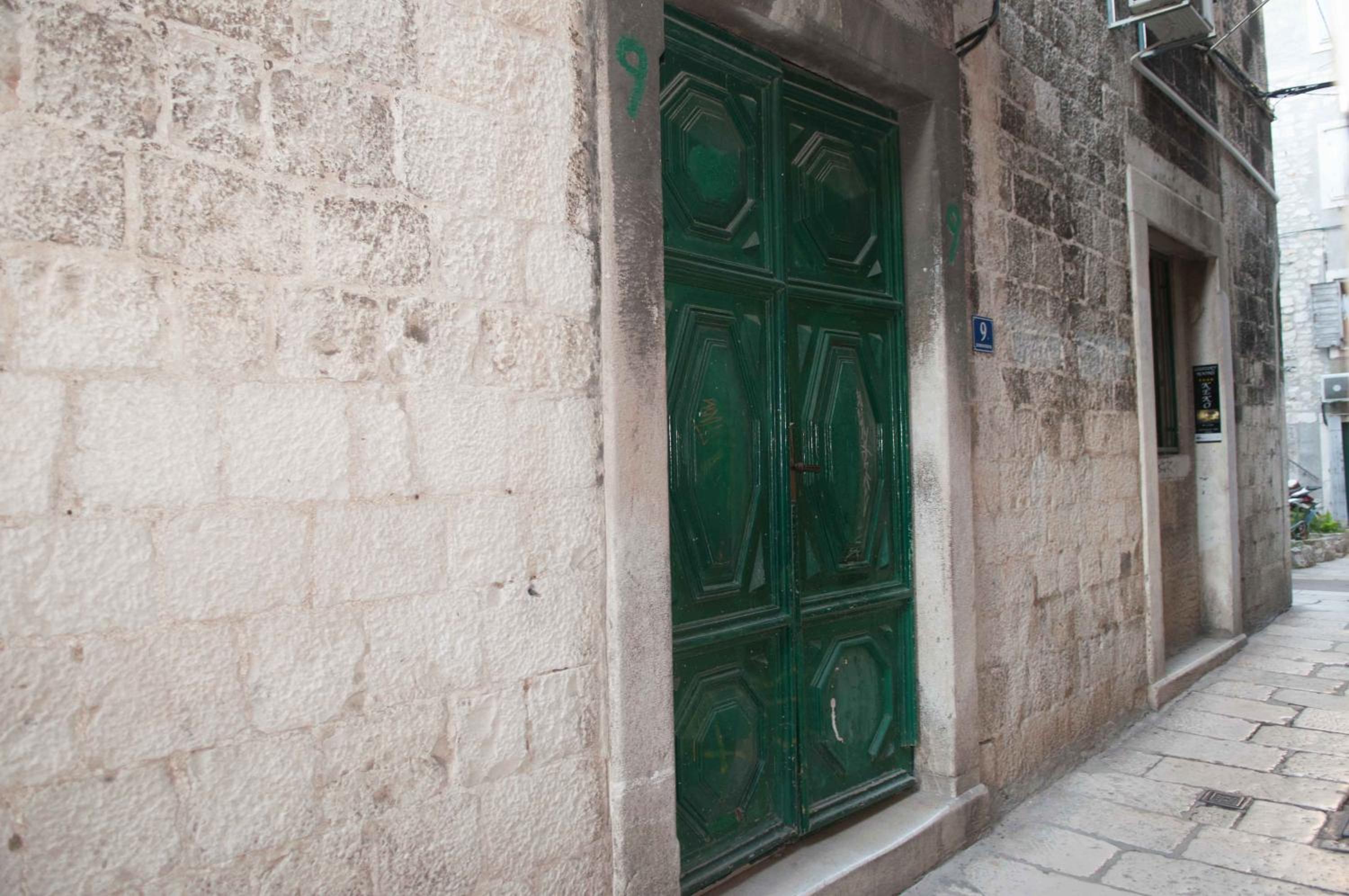 Photo 25
