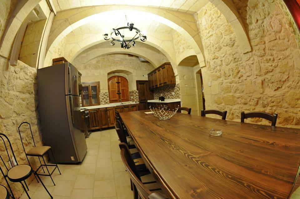 Photo 43