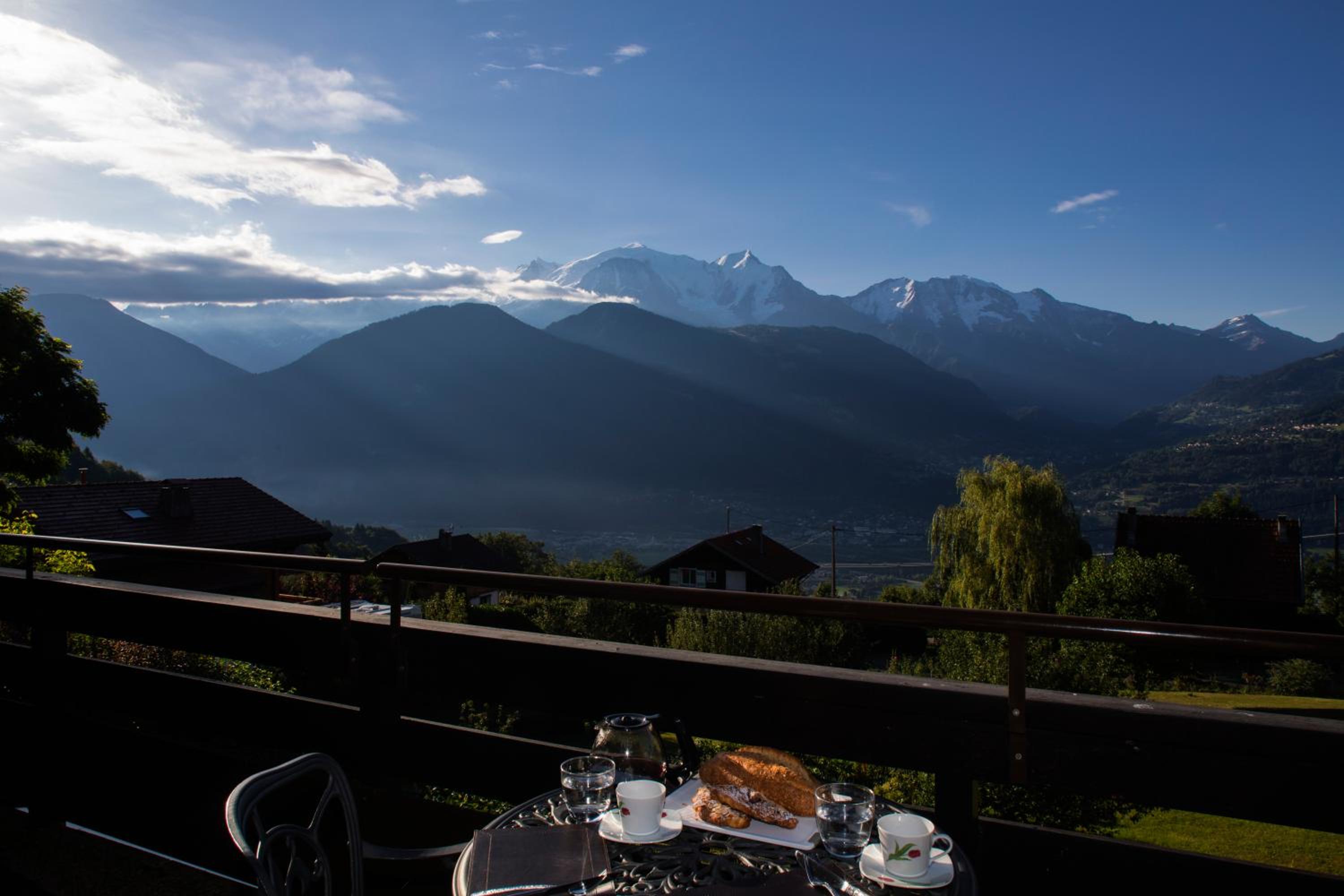 Mont Blanc Views Apartments view 5