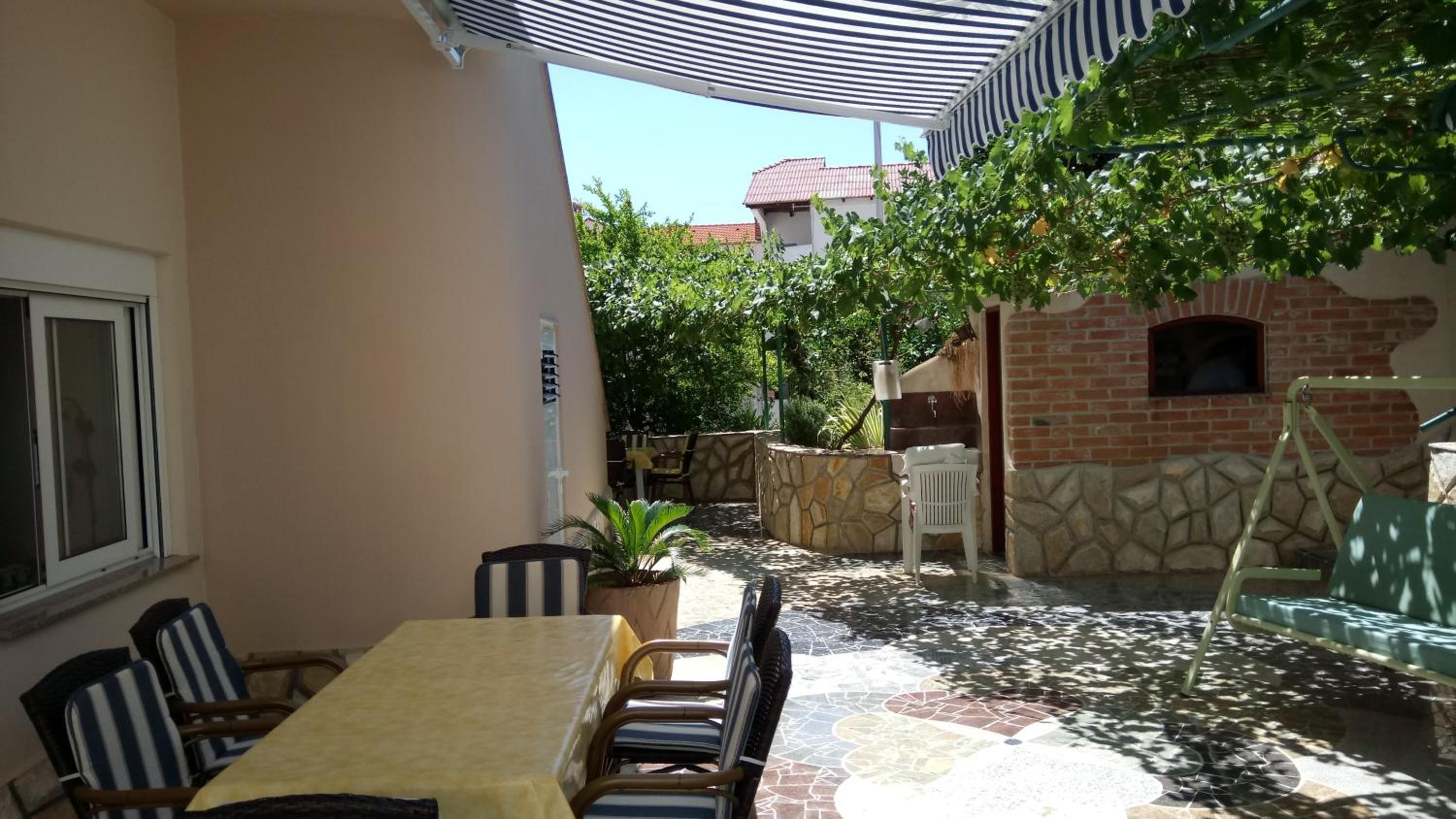 Apartment Burin Dvor view 5