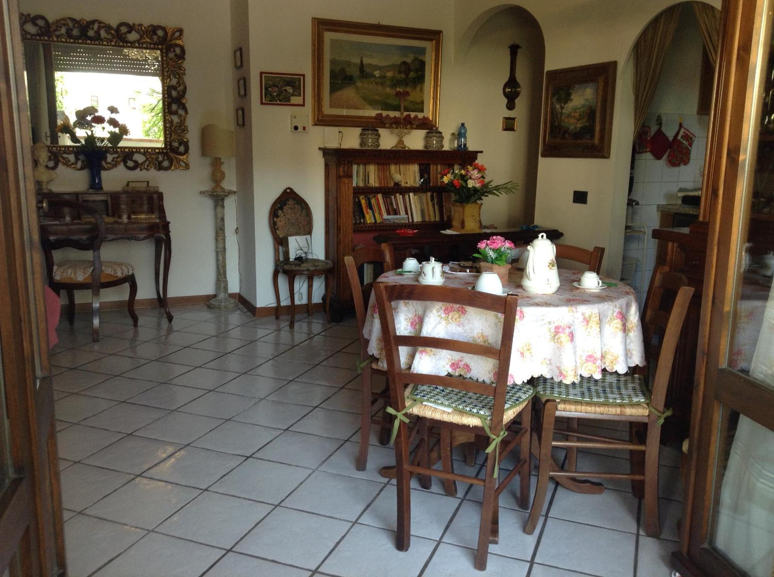 Isabella Suite