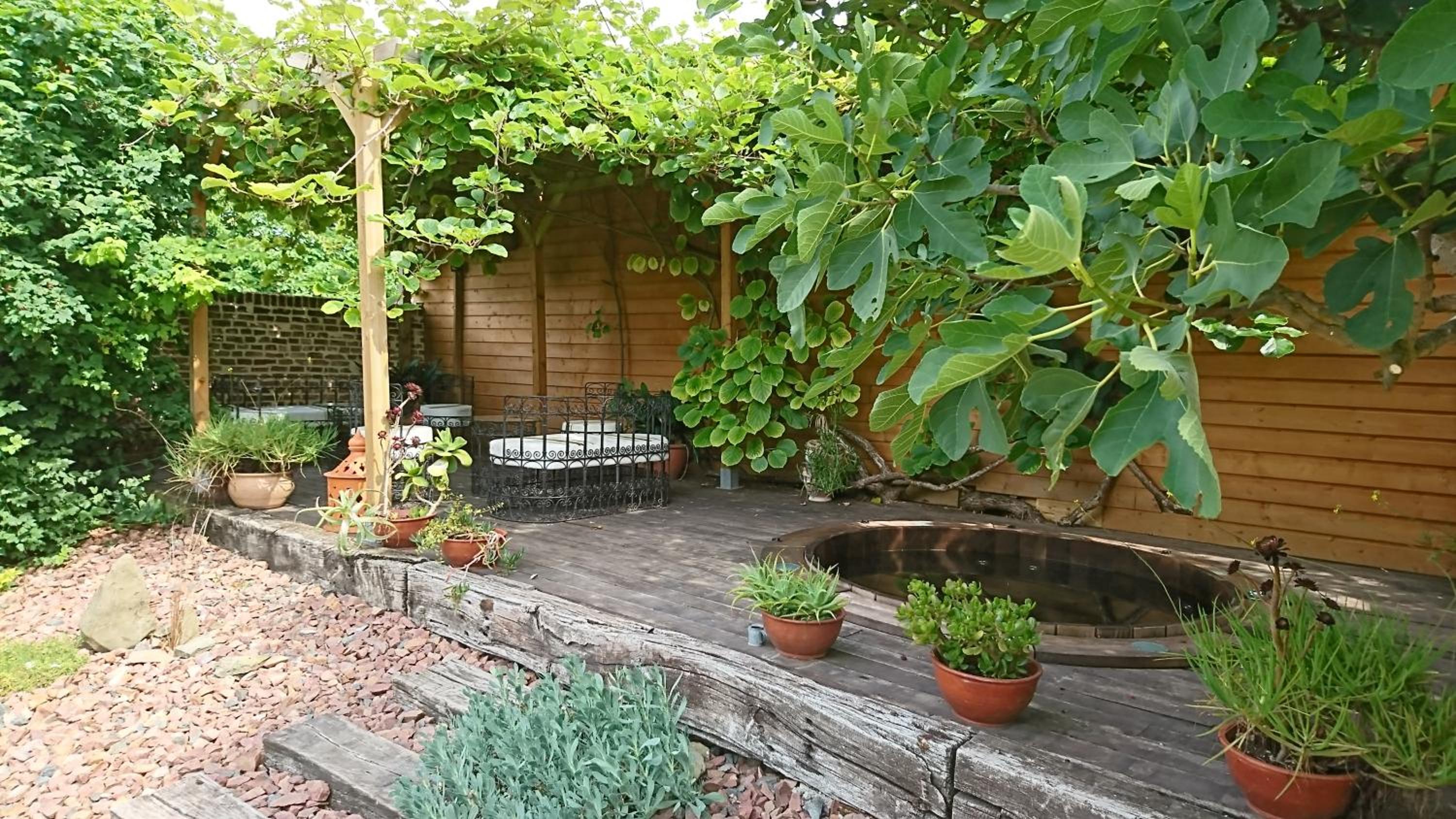 Photo 23